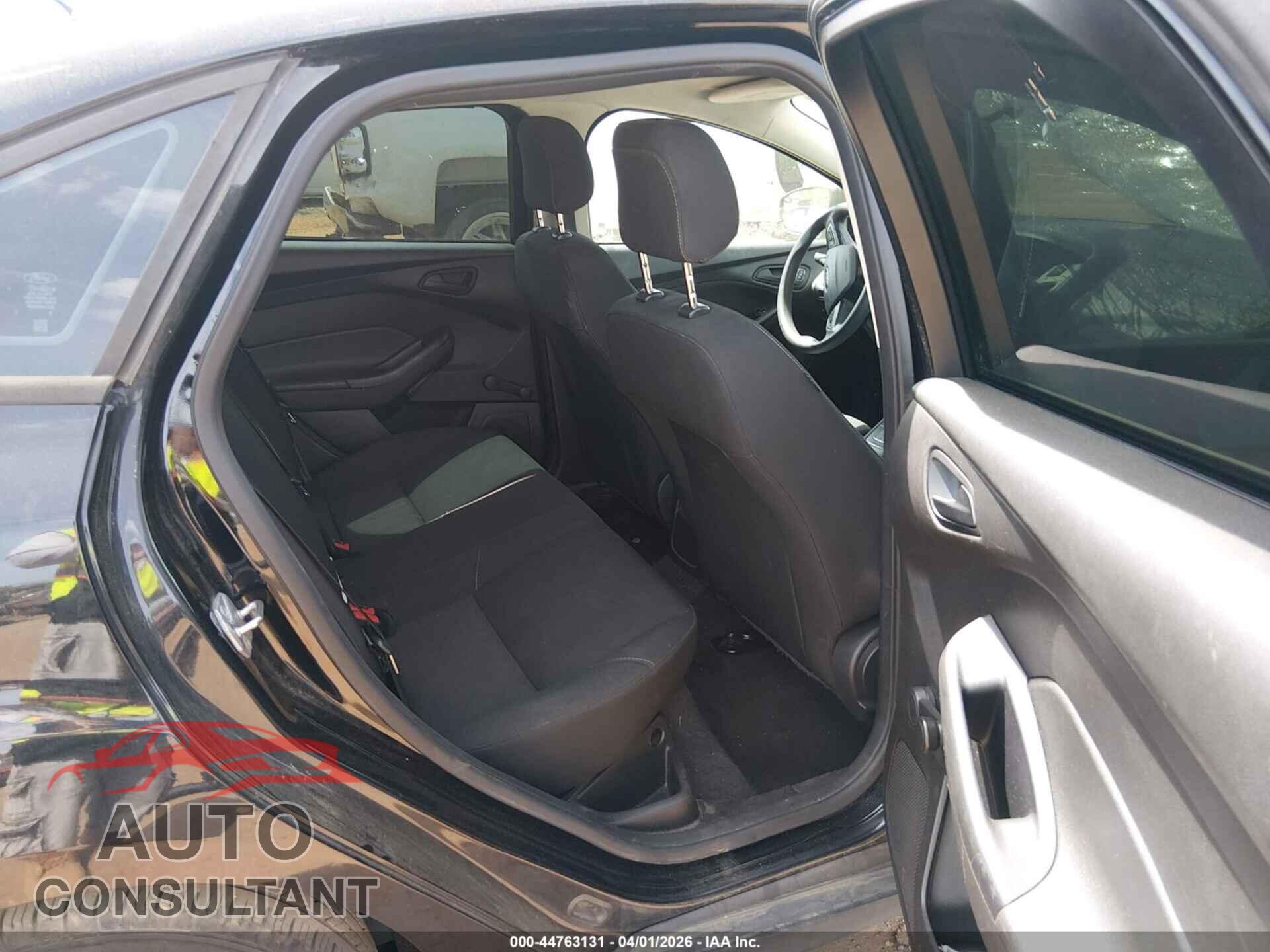 FORD FOCUS 2016 - 1FADP3E21GL362541