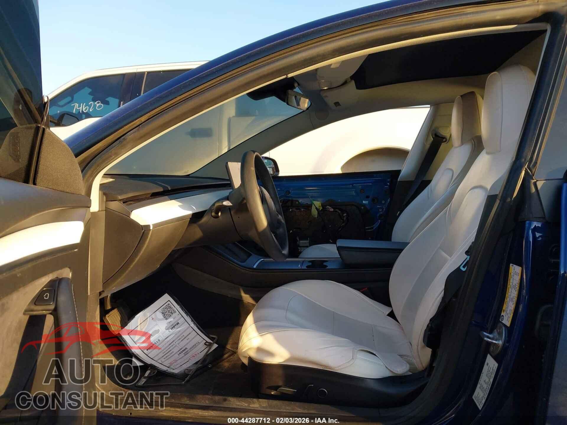 TESLA MODEL 3 2021 - 5YJ3E1EA8MF096697