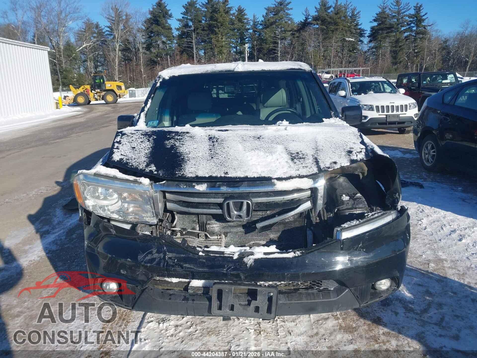 HONDA PILOT 2015 - 5FNYF4H77FB044985