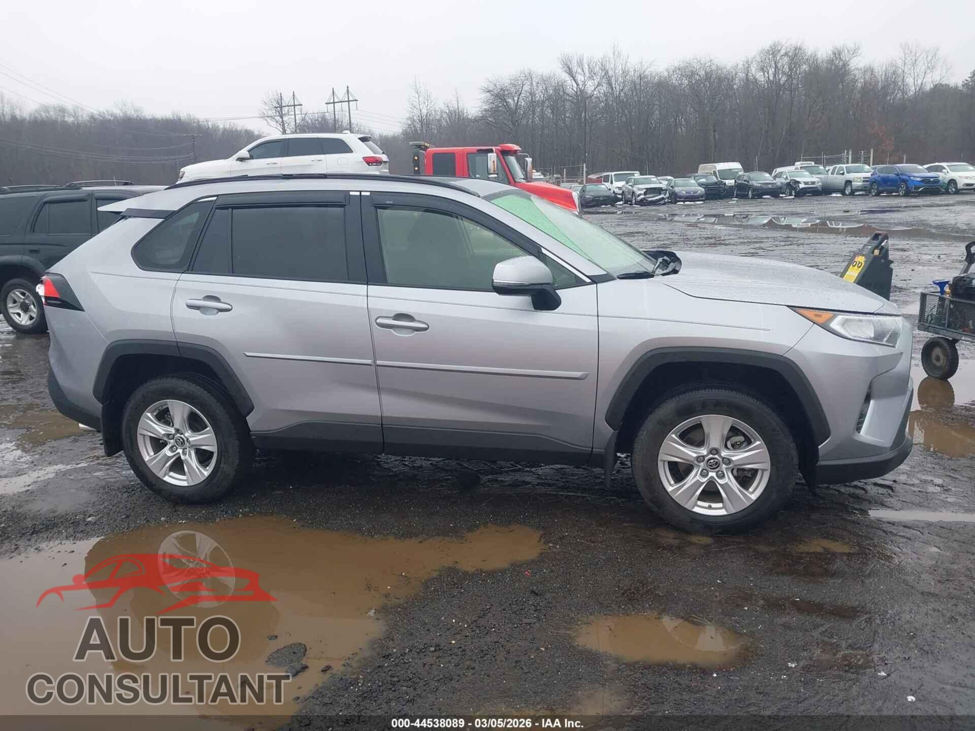 TOYOTA RAV4 2019 - JTMP1RFV1KD019302