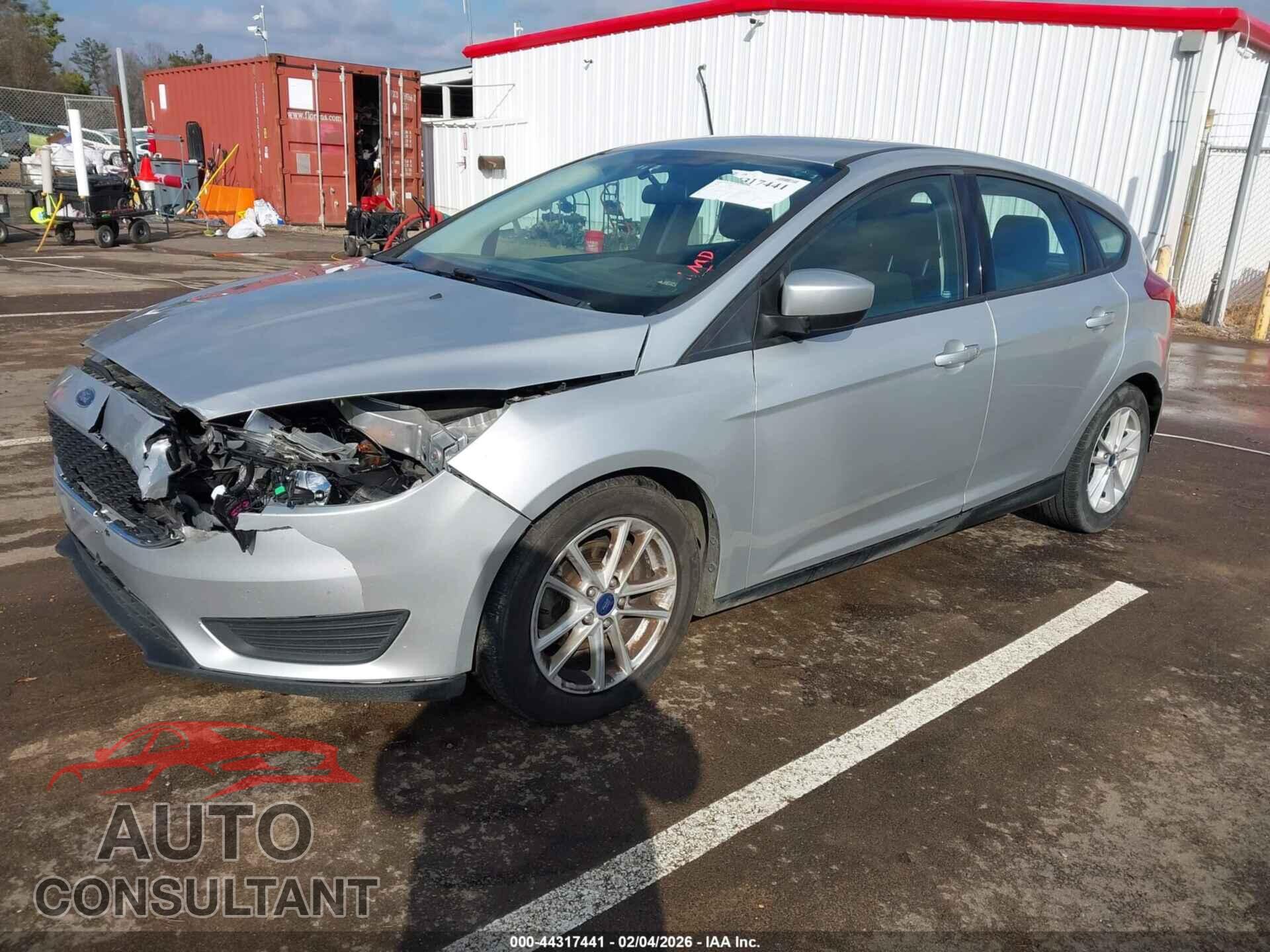 FORD FOCUS 2018 - 1FADP3K29JL274400
