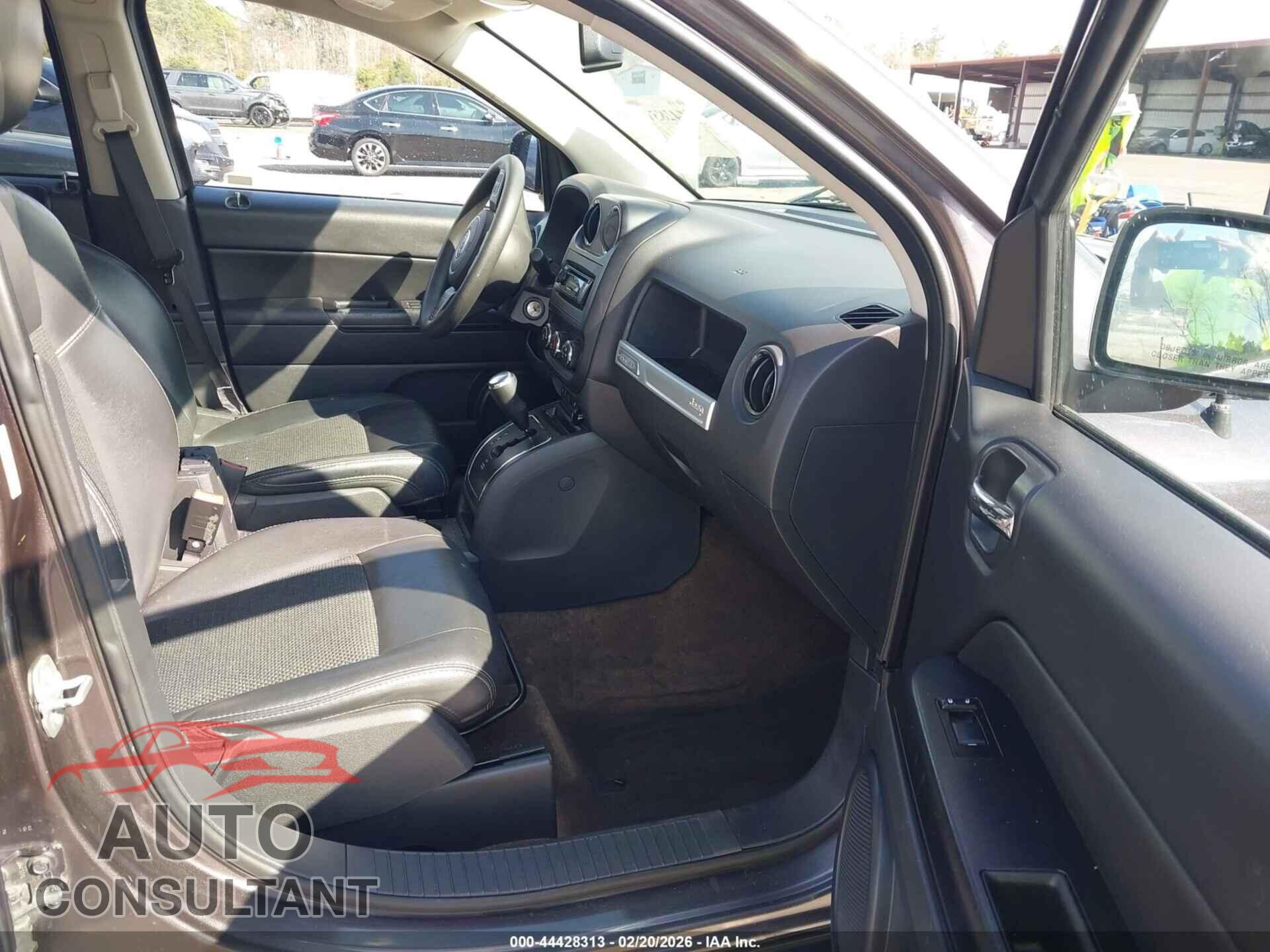 JEEP COMPASS 2015 - 1C4NJCBA0FD373227