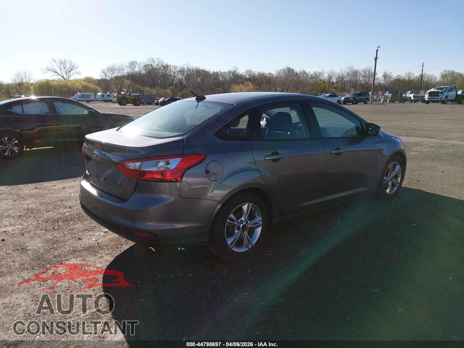 FORD FOCUS 2014 - 1FADP3F20EL244587