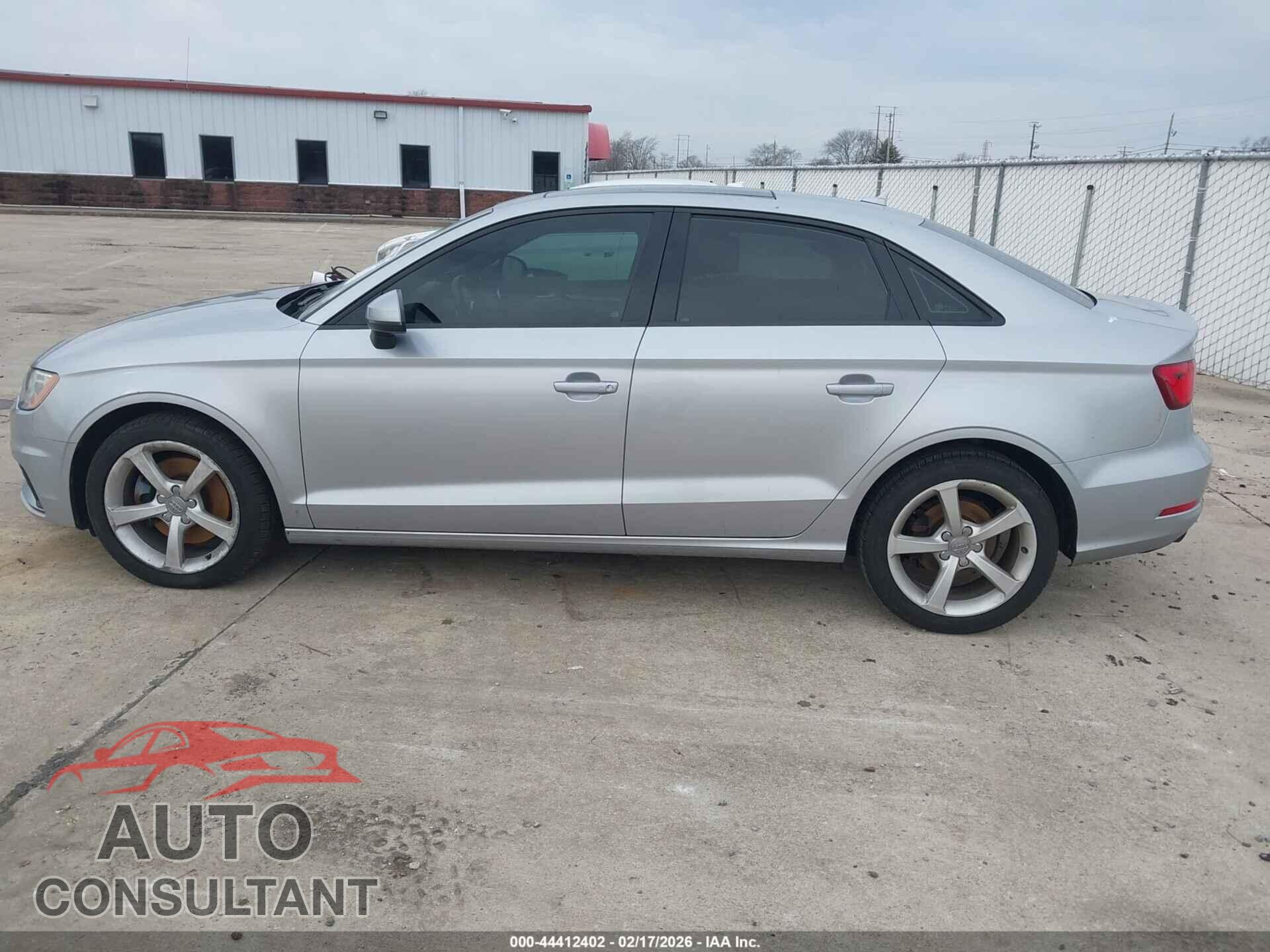 AUDI A3 2016 - WAUA7GFF6G1024924
