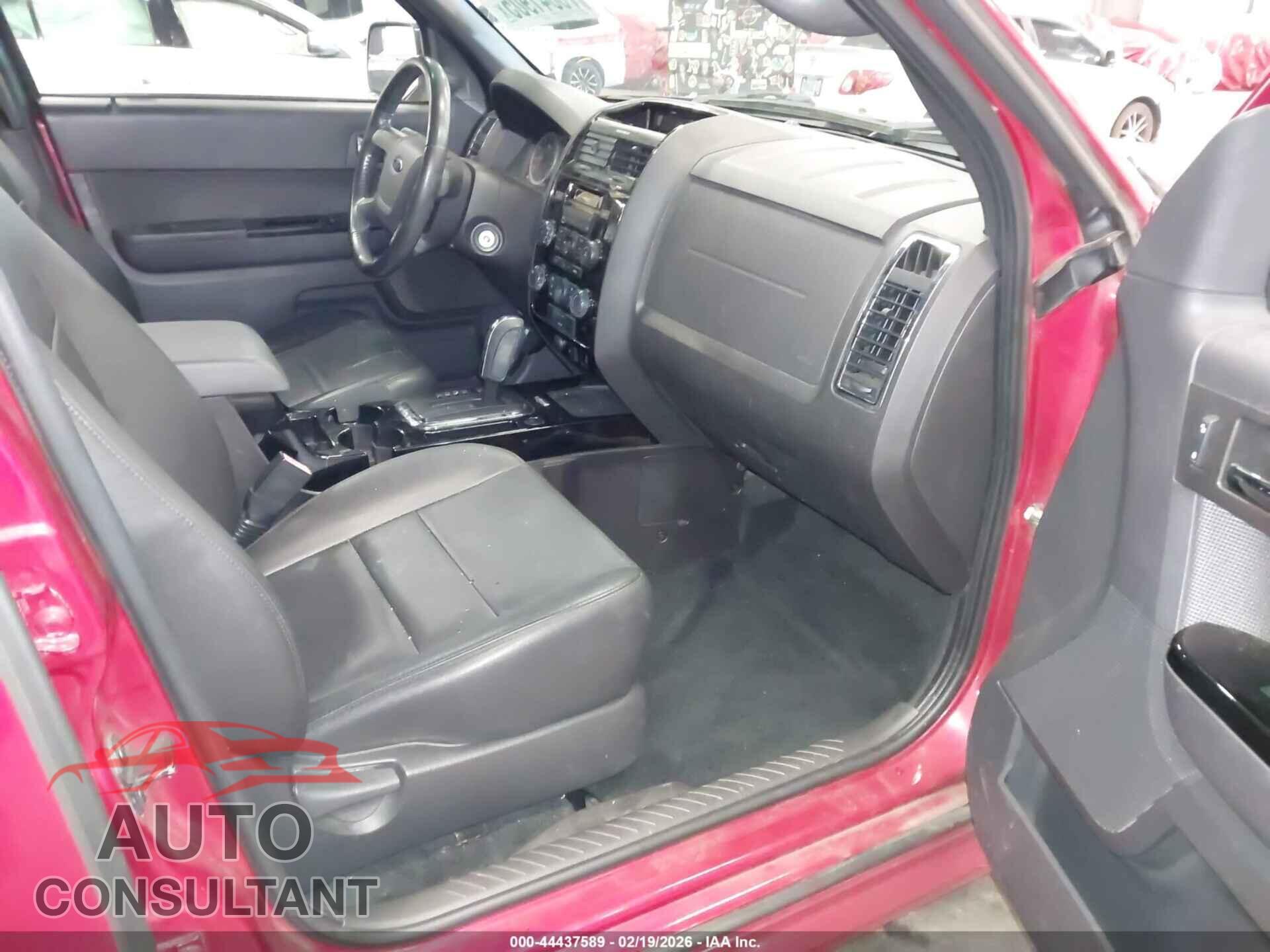 FORD ESCAPE 2010 - 1FMCU9D77AKB42683