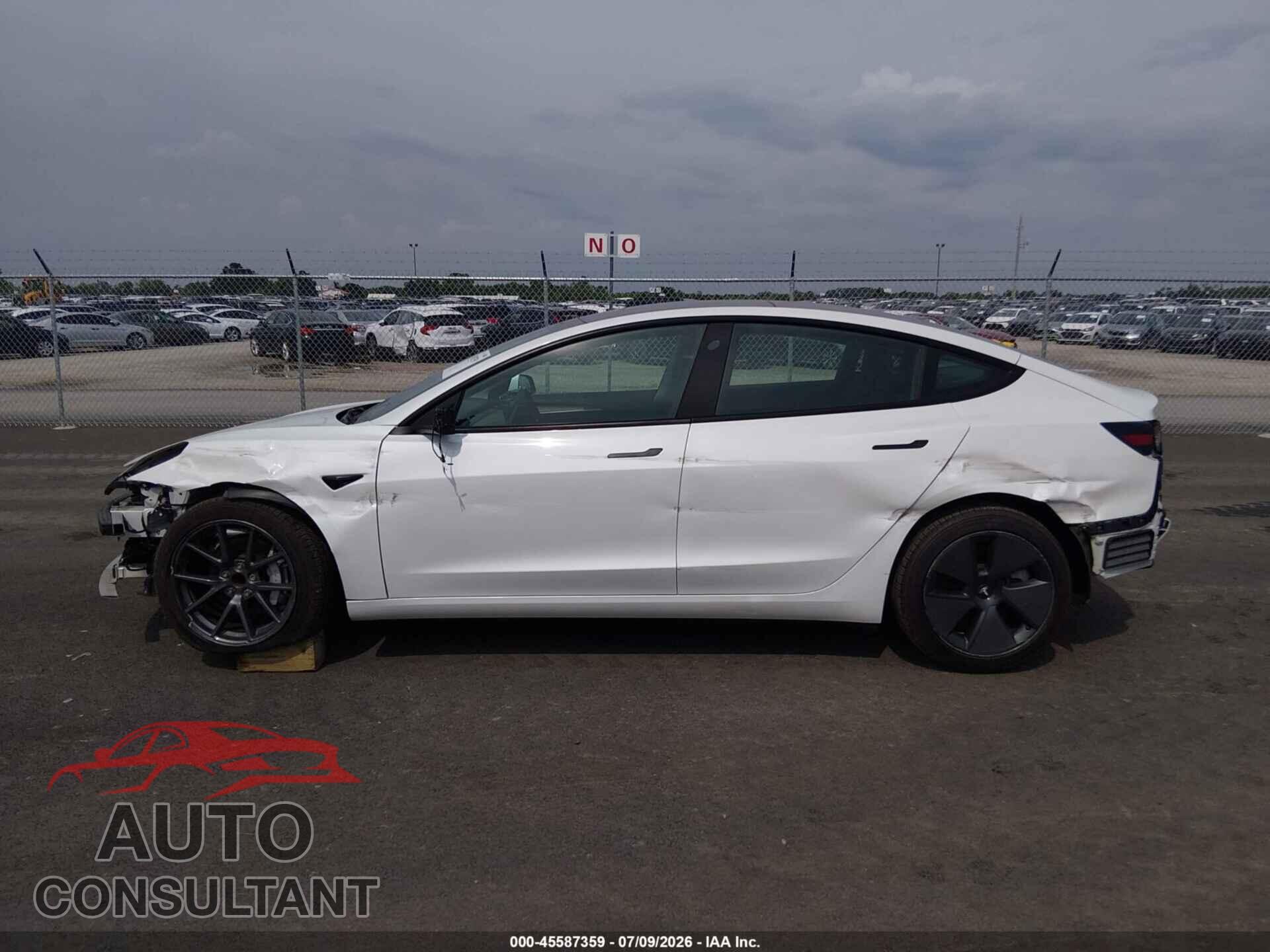 TESLA MODEL 3 2023 - 5YJ3E1EA1PF511346