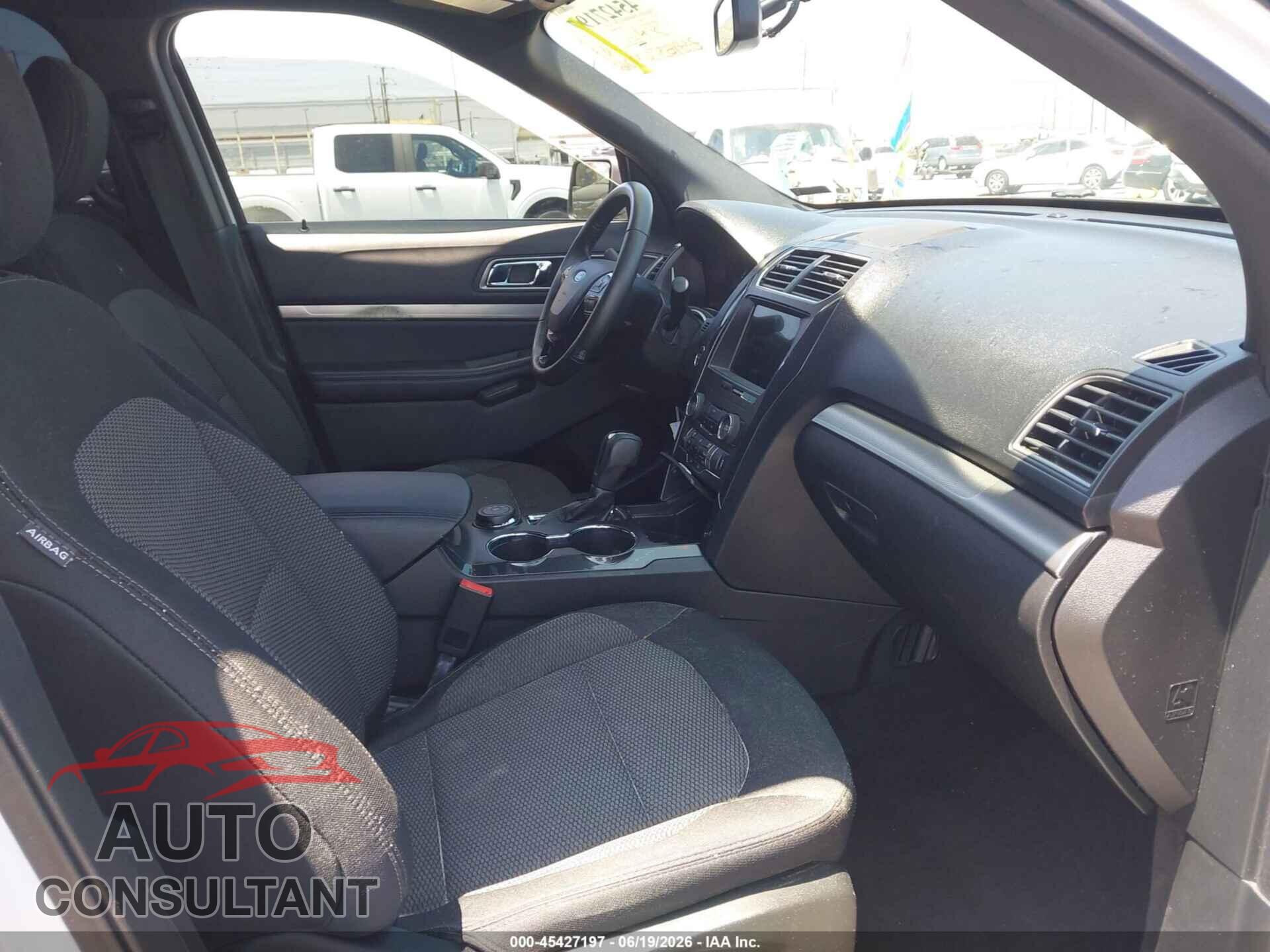 FORD EXPLORER 2018 - 1FM5K8D82JGB91200
