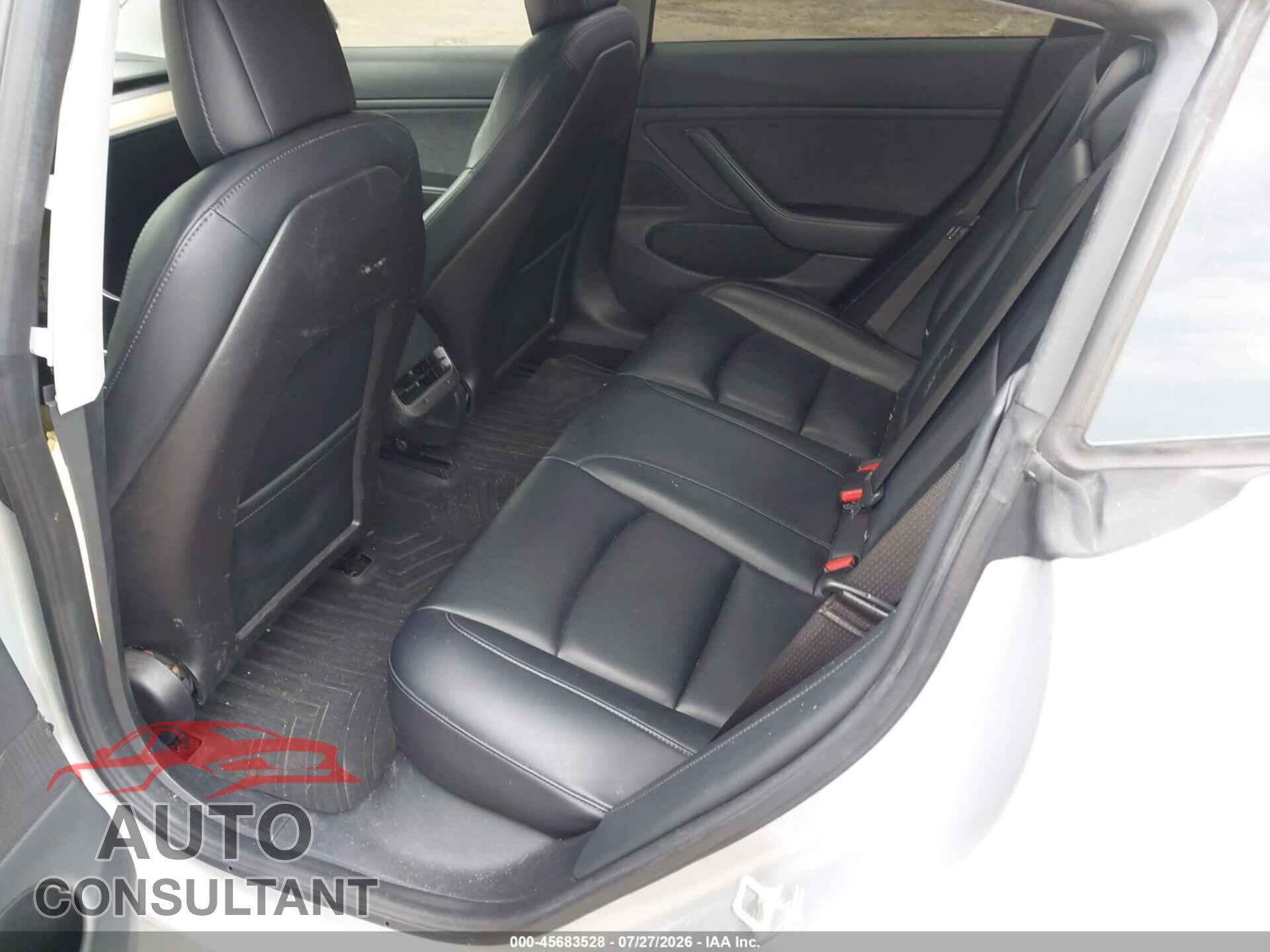 TESLA MODEL 3 2018 - 5YJ3E1EA6JF048448