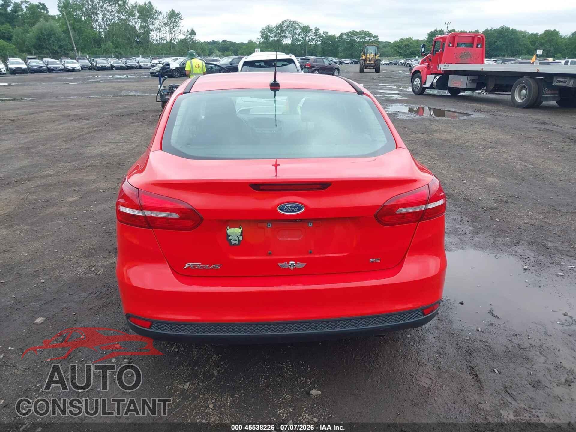 FORD FOCUS 2016 - 1FADP3F2XGL203774