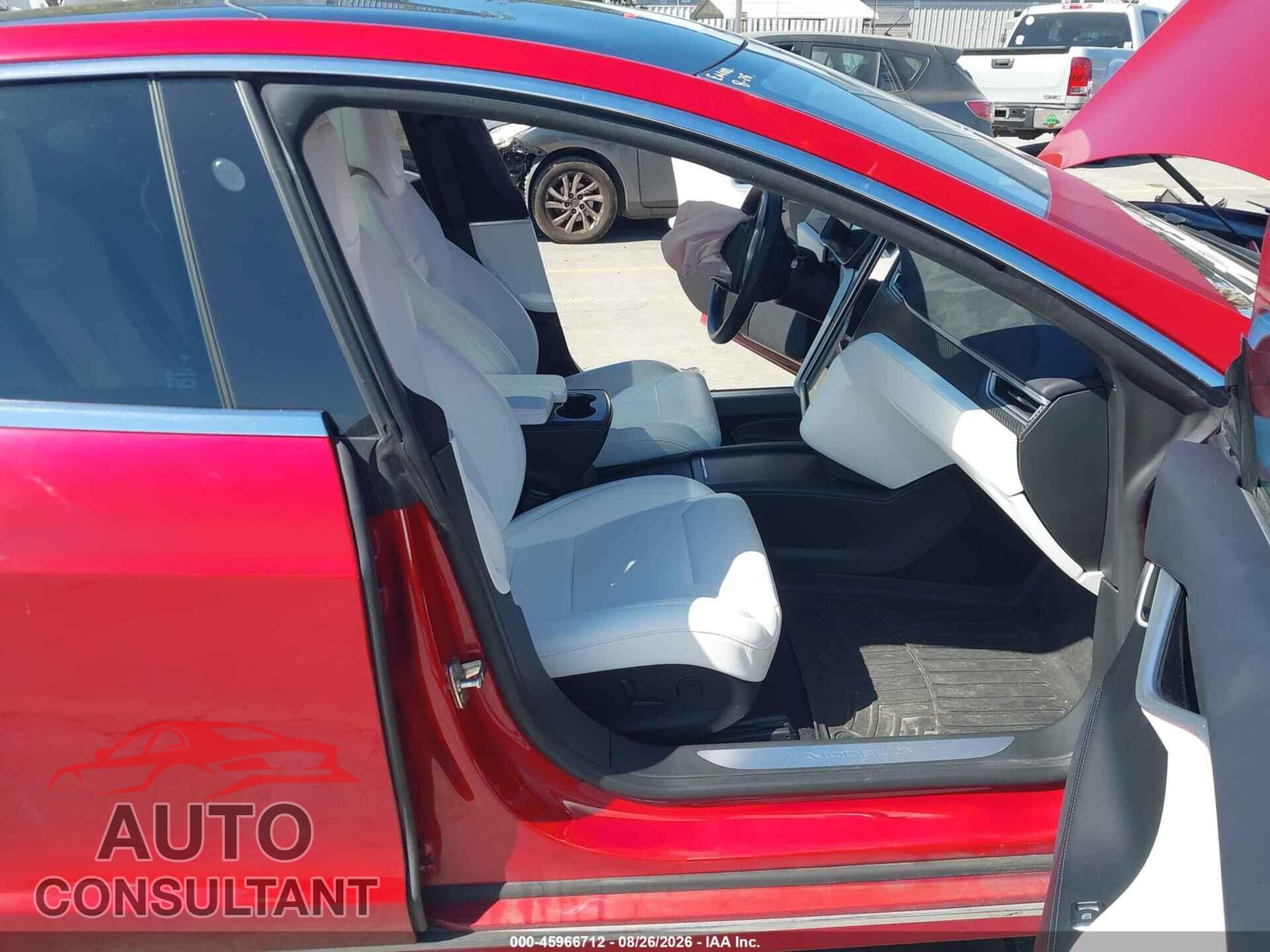 TESLA MODEL S 2017 - 5YJSA1E2XHF199173