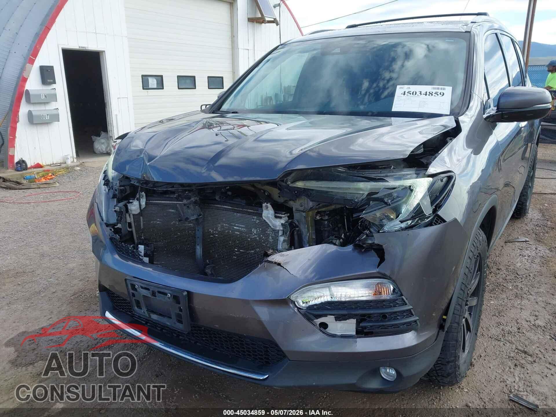 HONDA PILOT 2017 - 5FNYF6H91HB022500