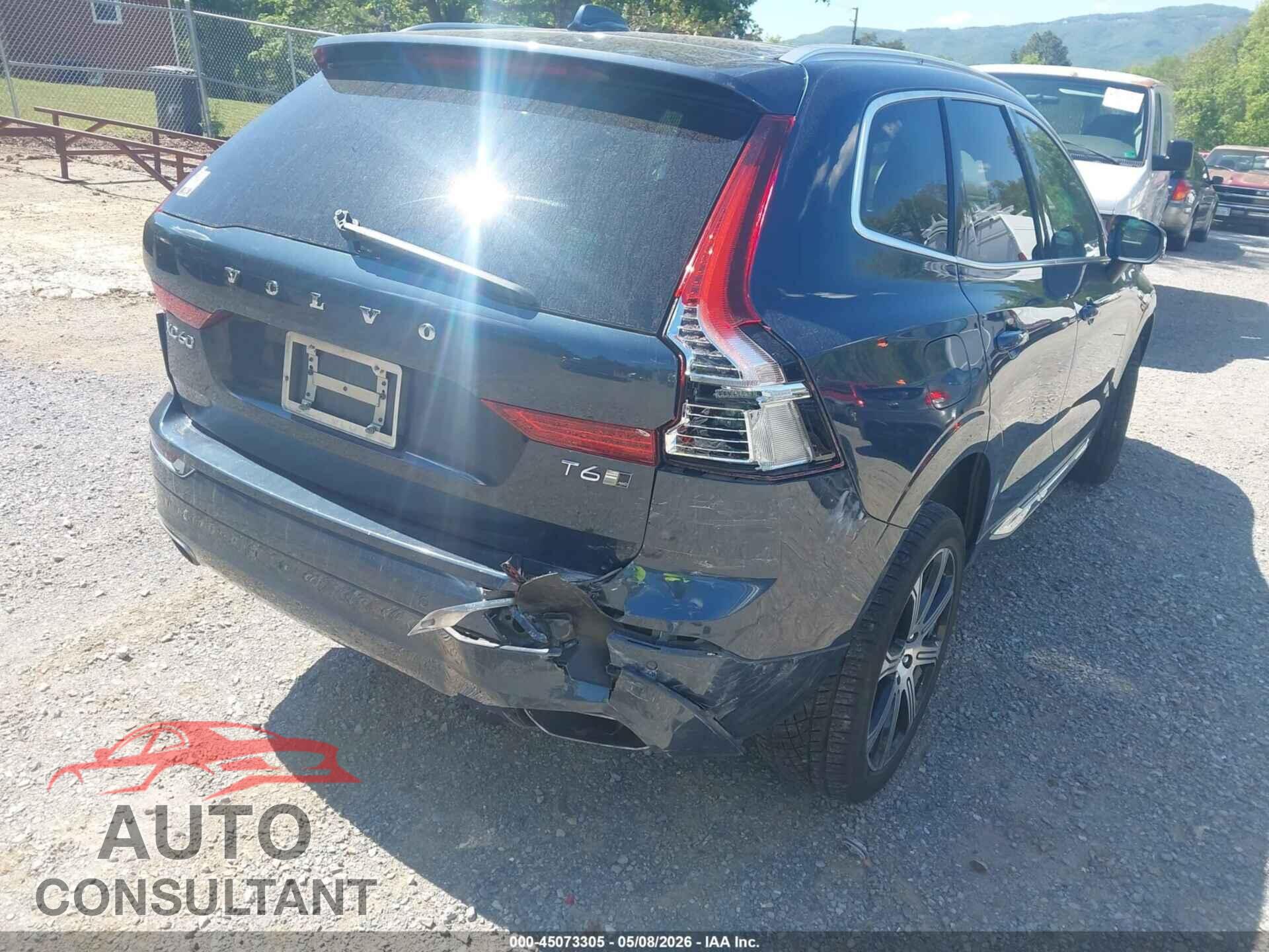 VOLVO XC60 2018 - YV4A22RL3J1046292