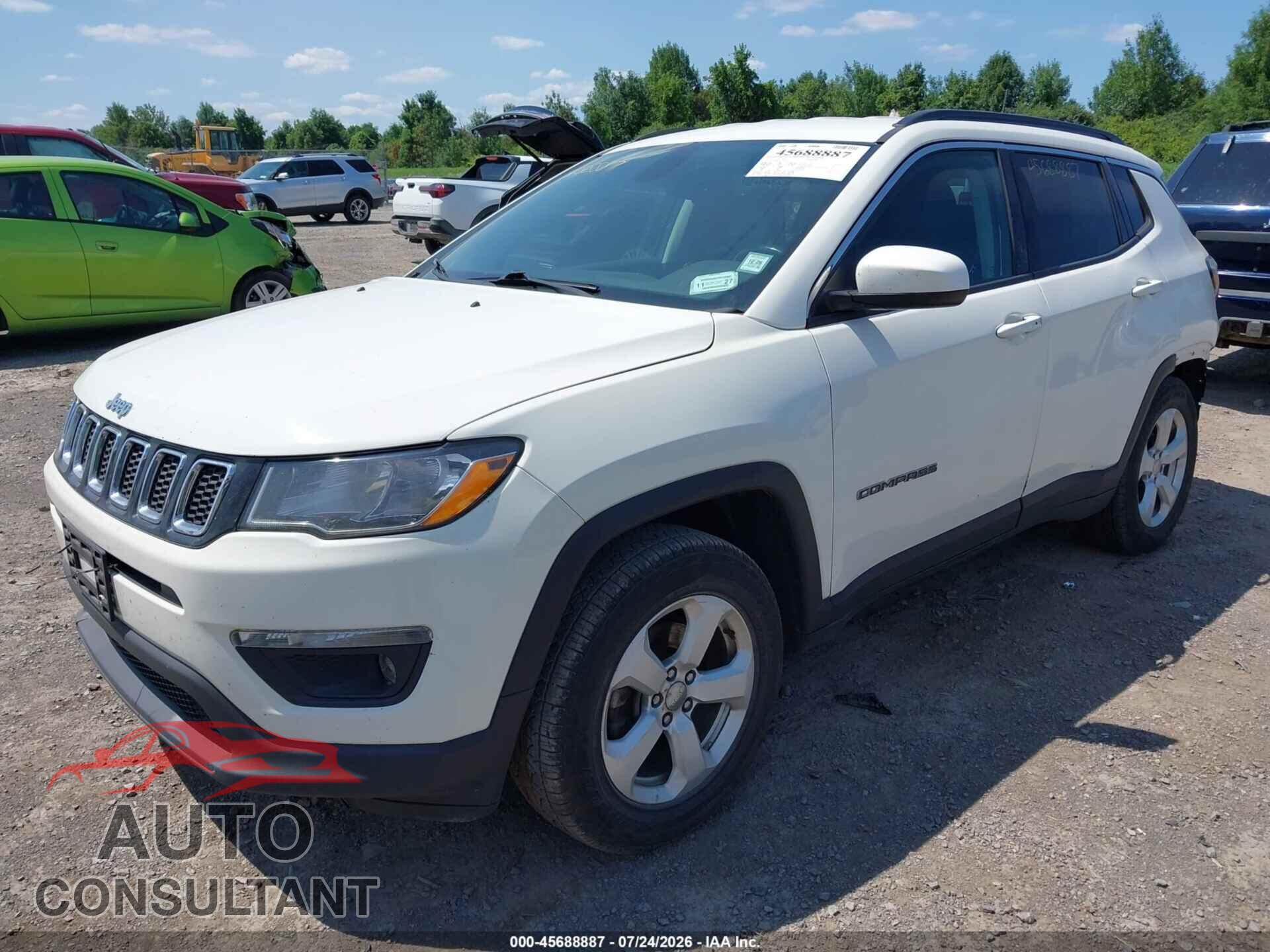 JEEP COMPASS 2018 - 3C4NJDBB7JT111609