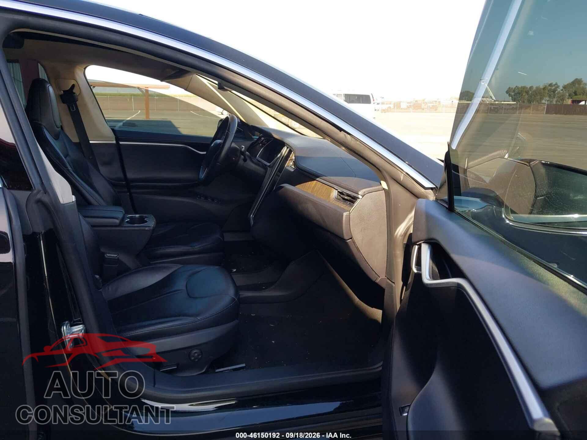 TESLA MODEL S 2013 - 5YJSA1CN5DFP06083