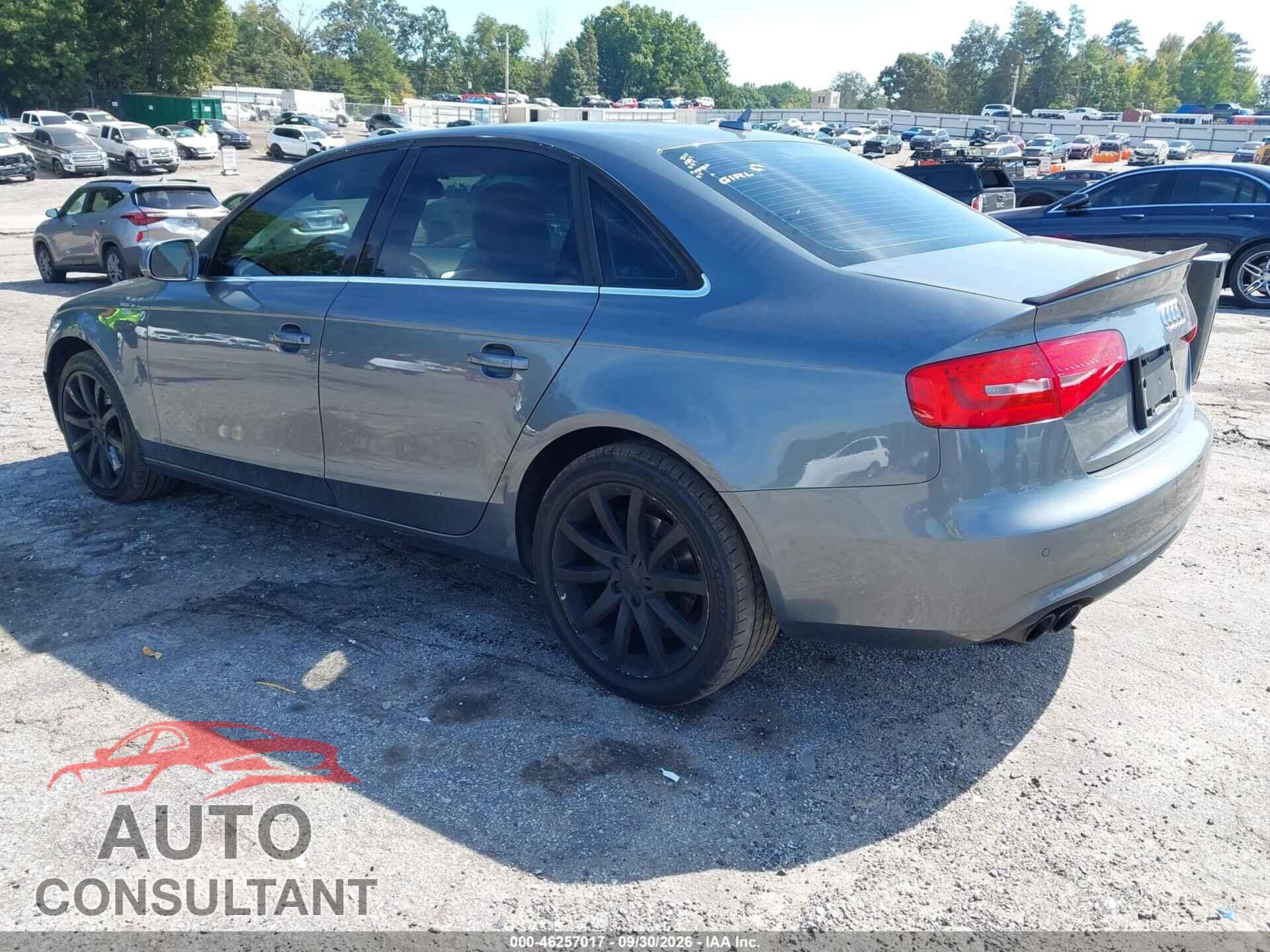 AUDI A4 2013 - WAUEFAFL0DN010433