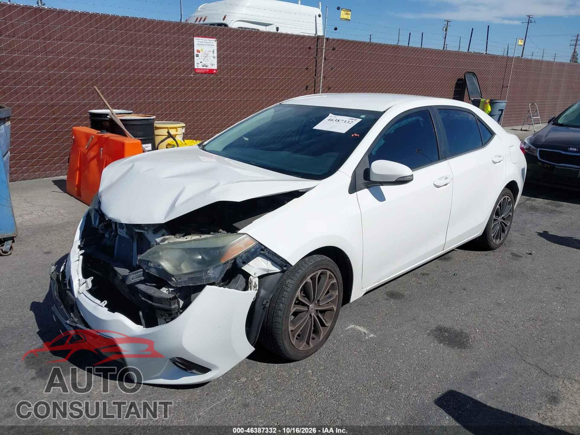 TOYOTA COROLLA 2015 - 5YFBURHE8FP190887