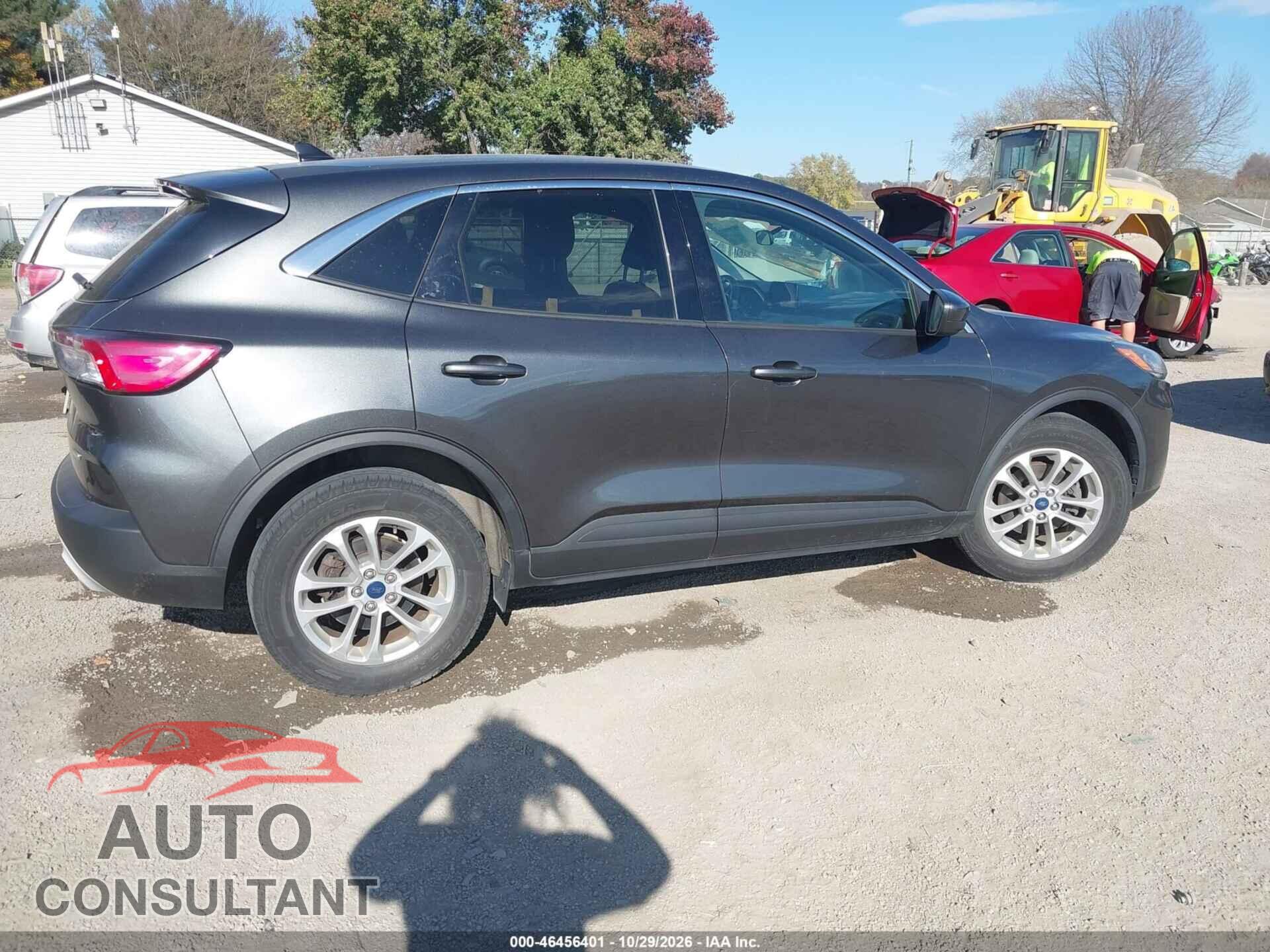 FORD ESCAPE 2020 - 1FMCU0G65LUA27652