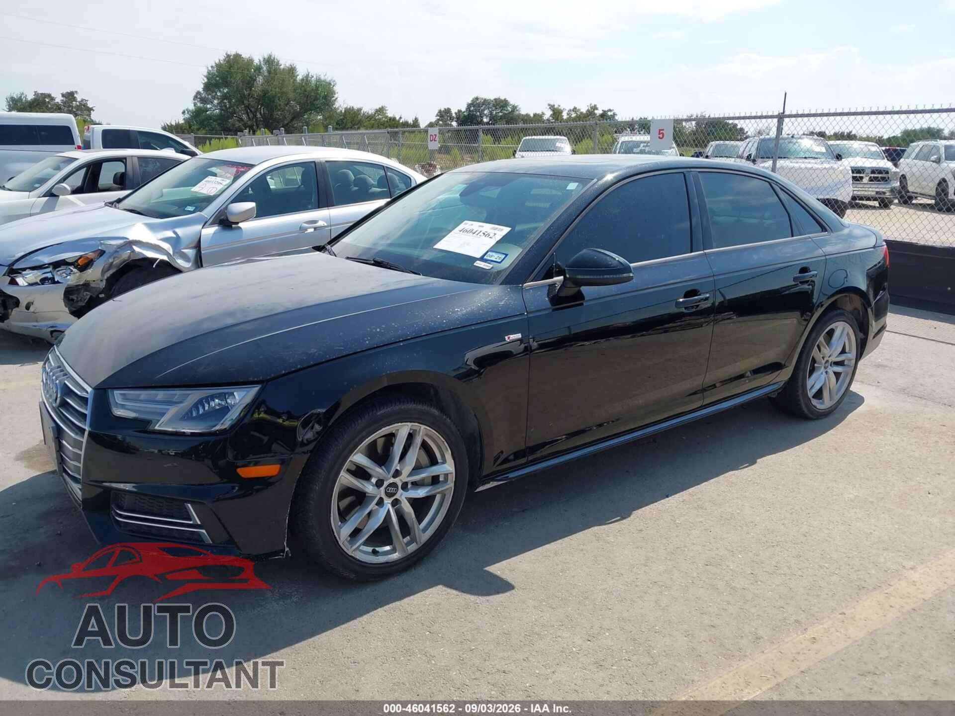 AUDI A4 2017 - WAUDNAF4XHN043873