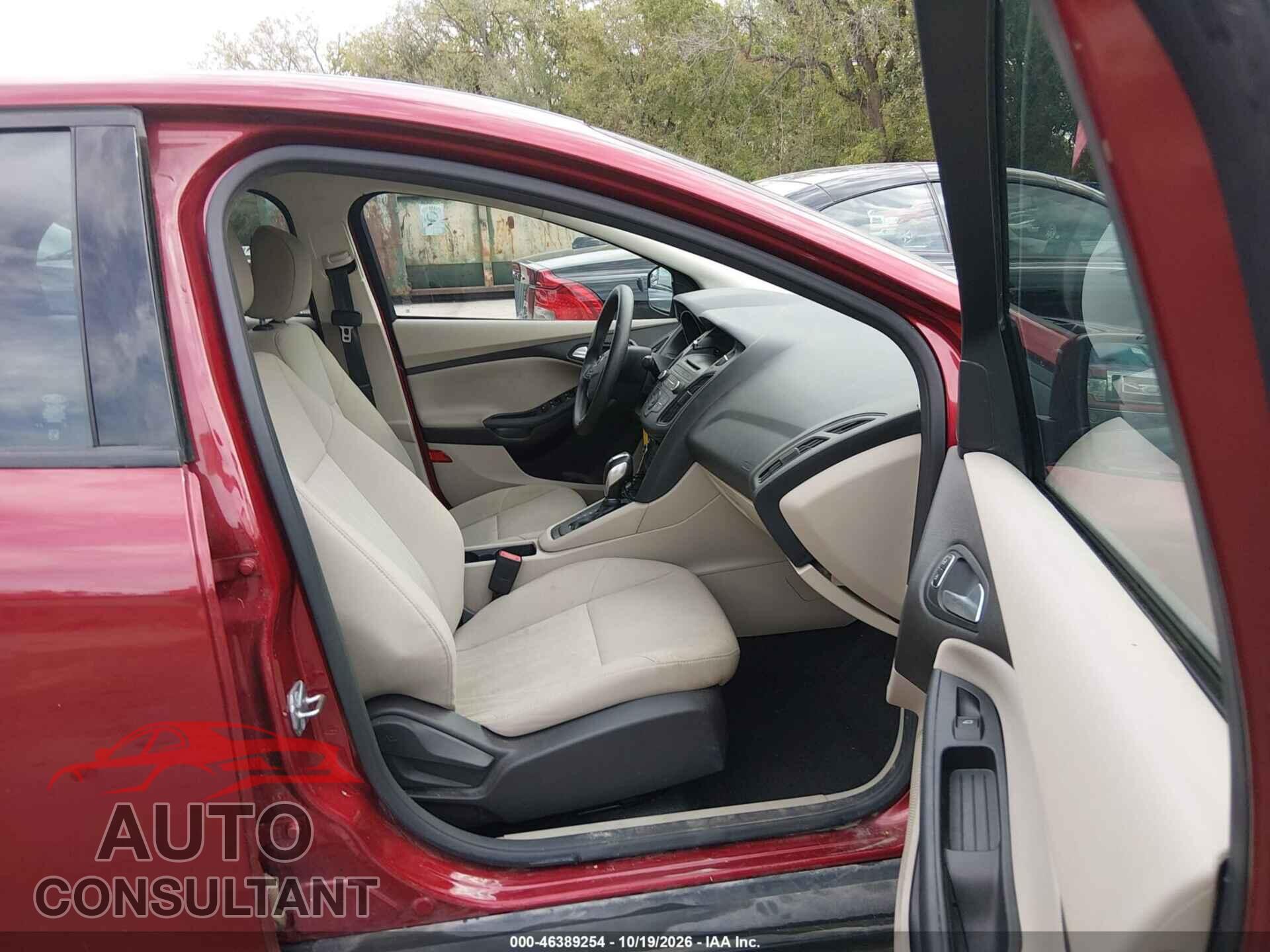 FORD FOCUS 2016 - 1FADP3F20GL266074