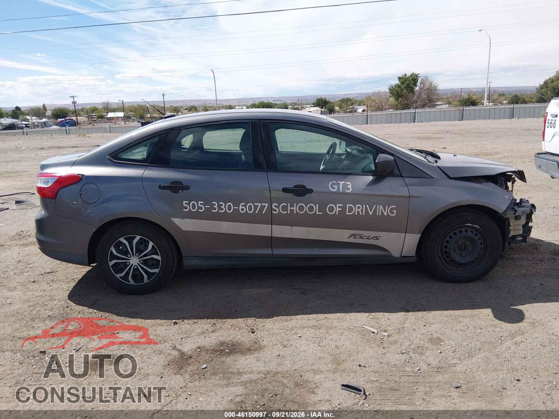 FORD FOCUS 2014 - 1FADP3E28EL452623