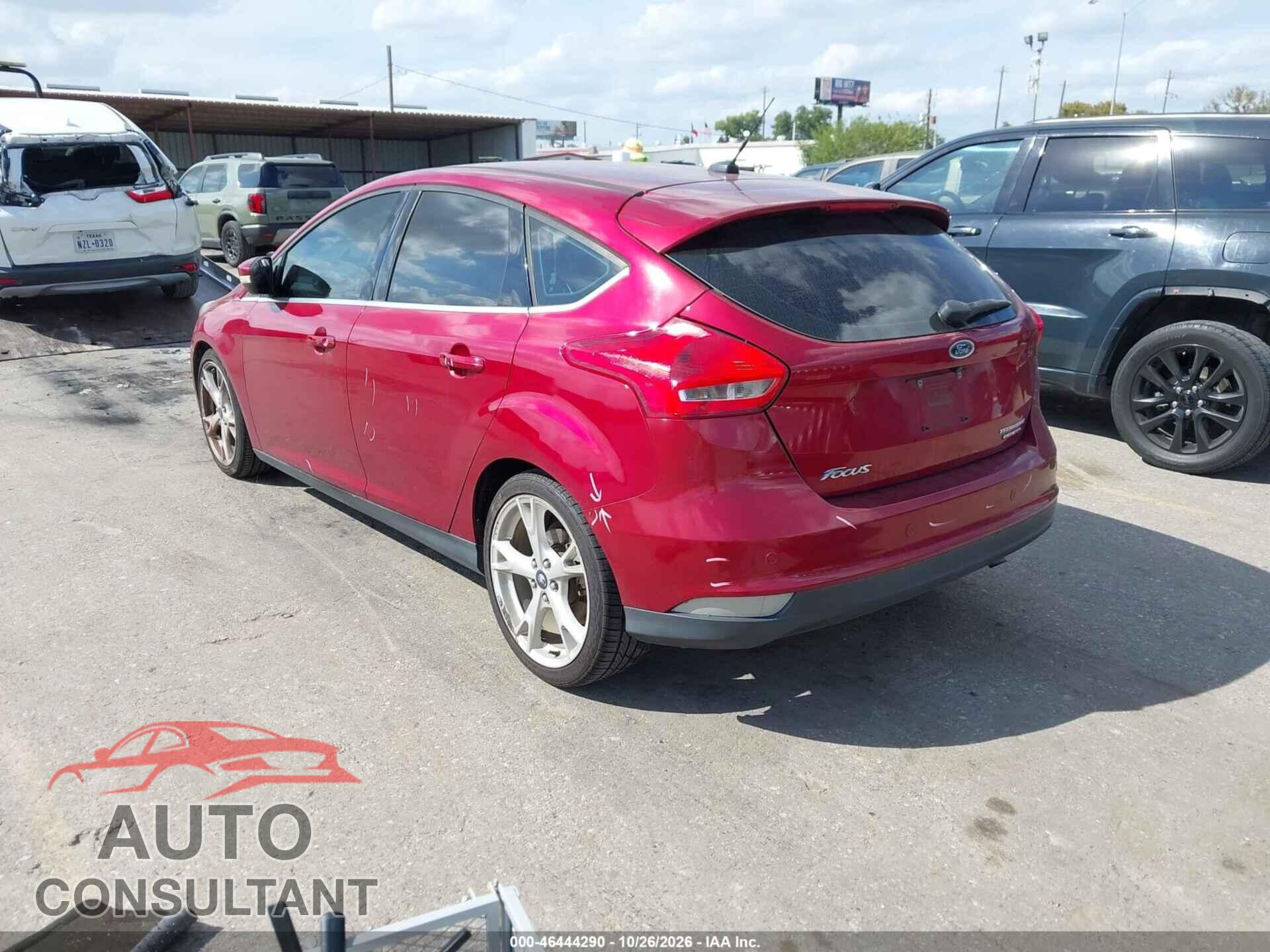 FORD FOCUS 2015 - 1FADP3N29FL323517
