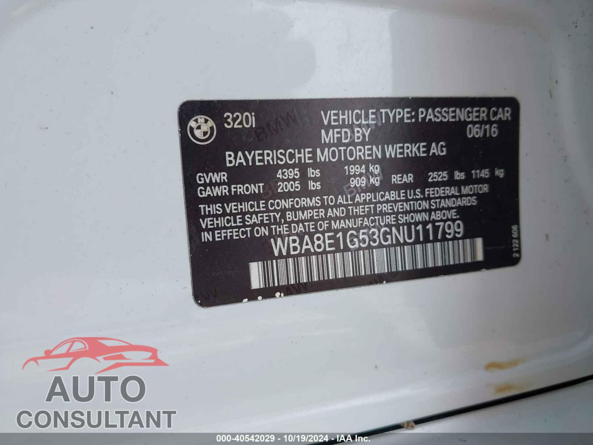 BMW 320I 2016 - WBA8E1G53GNU11799
