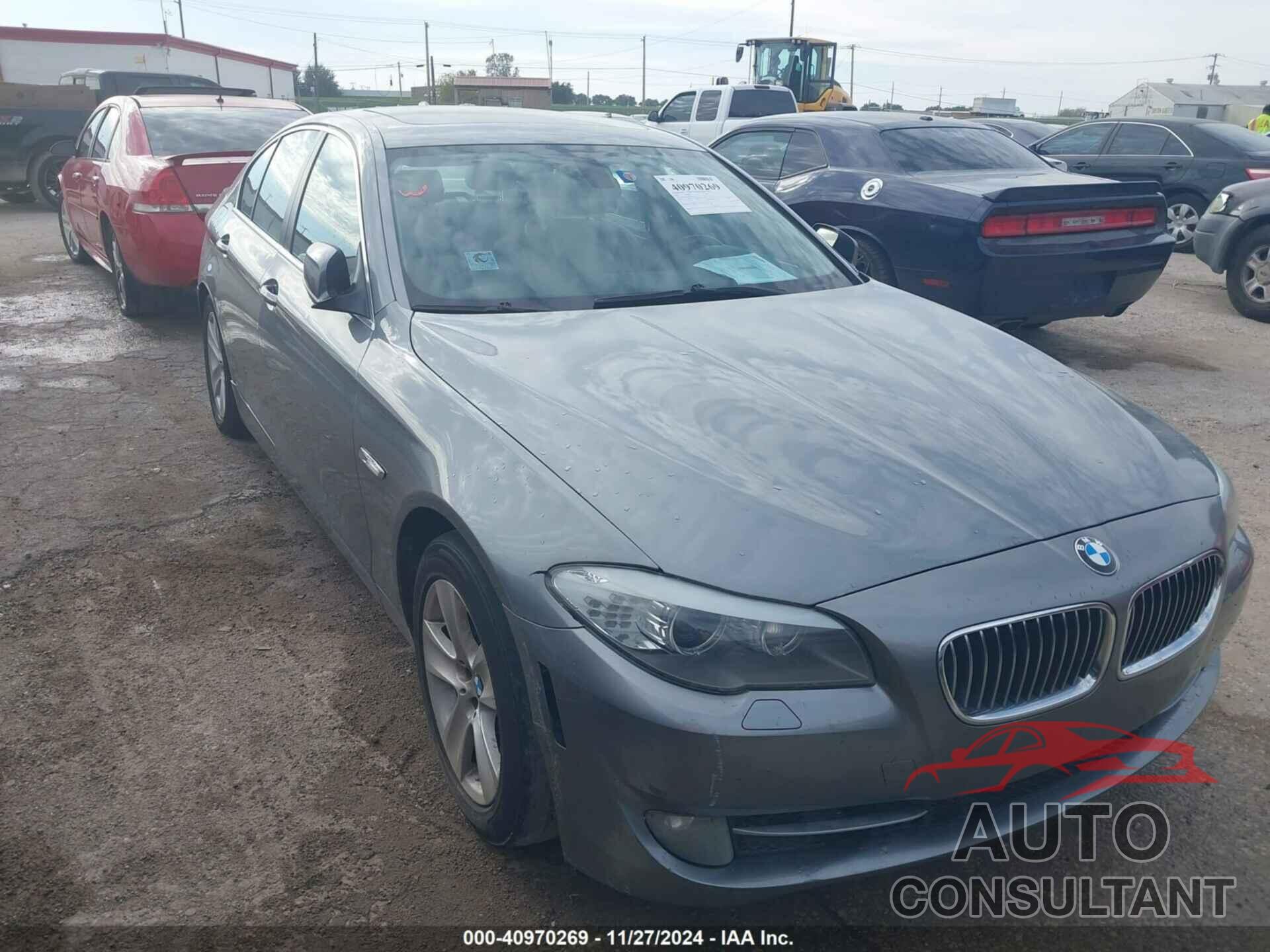 BMW 528I 2011 - WBAFR1C58BC748037