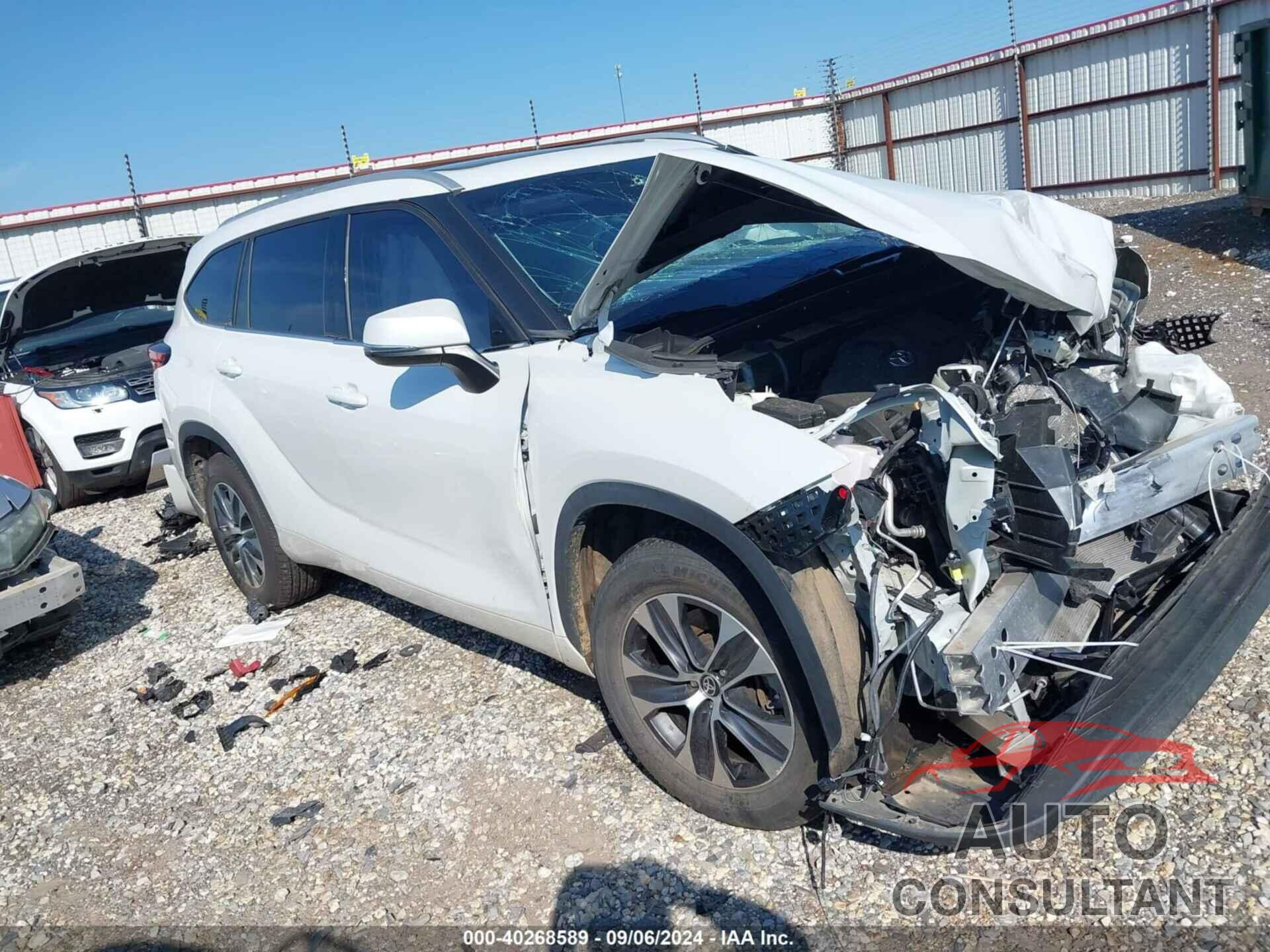 TOYOTA HIGHLANDER 2022 - 5TDGZRAH1NS129365