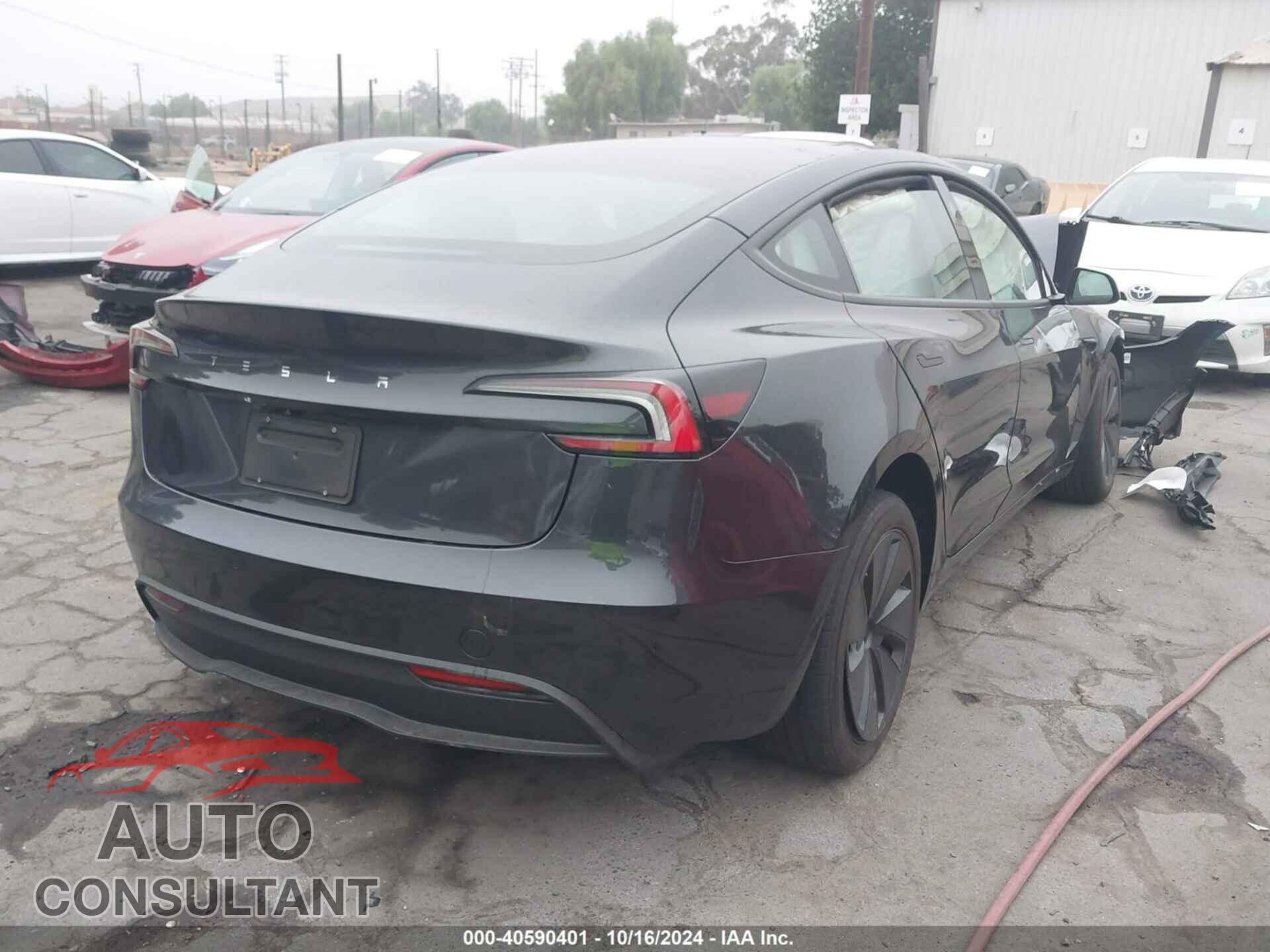TESLA MODEL 3 2024 - 5YJ3E1EA0RF744072