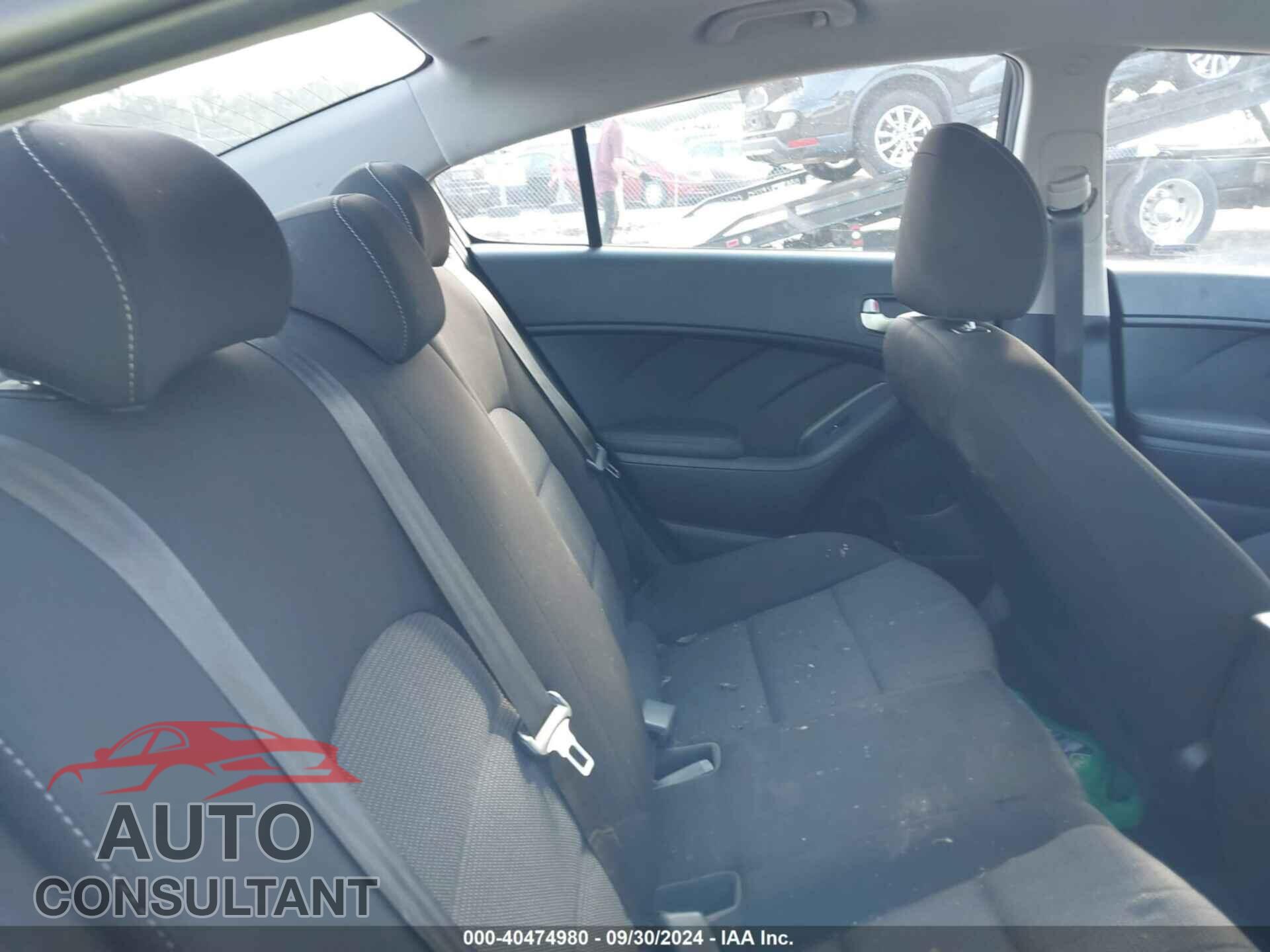 KIA FORTE 2017 - 3KPFK4A74HE093101