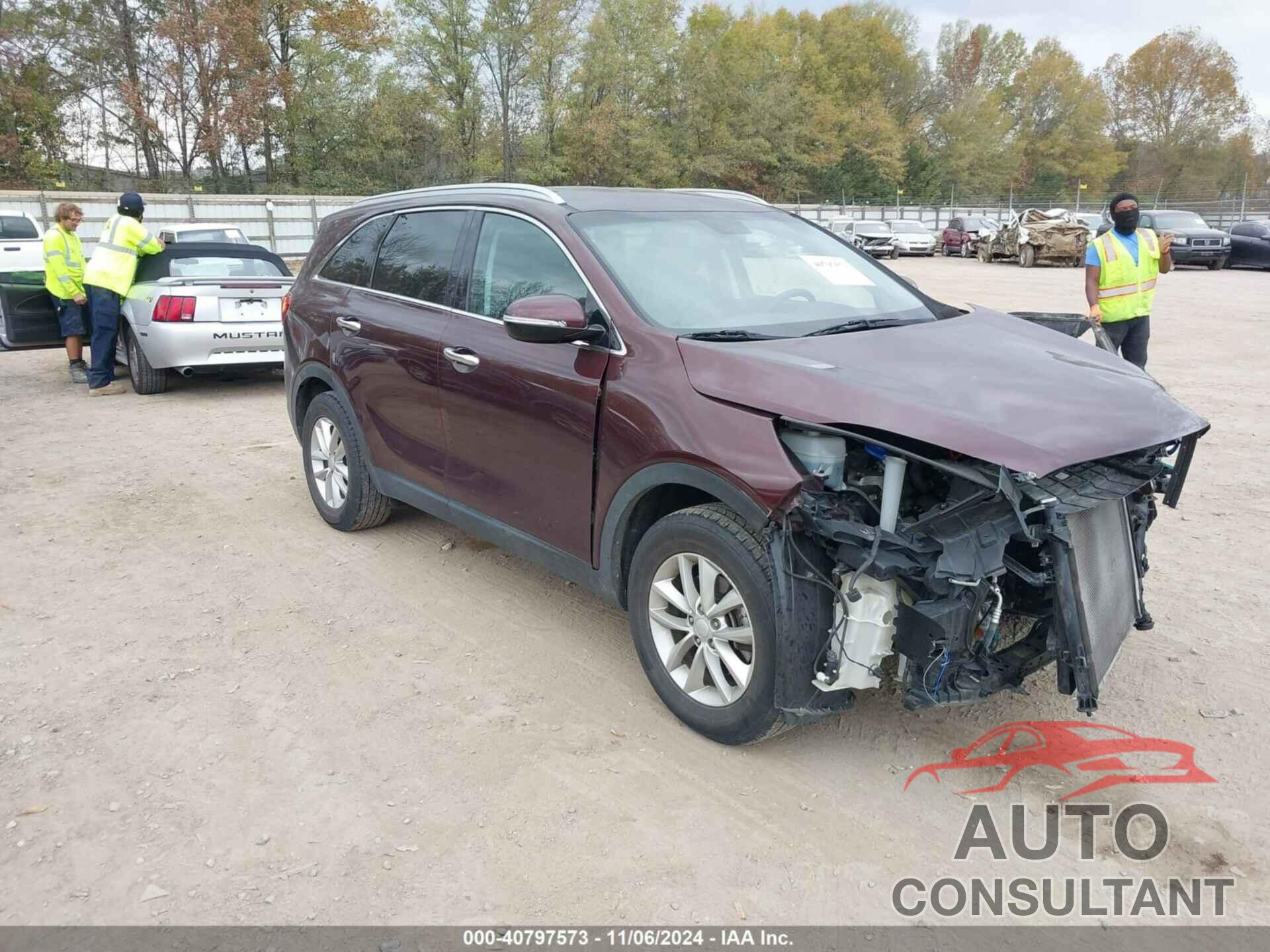KIA SORENTO 2017 - 5XYPG4A34HG256917