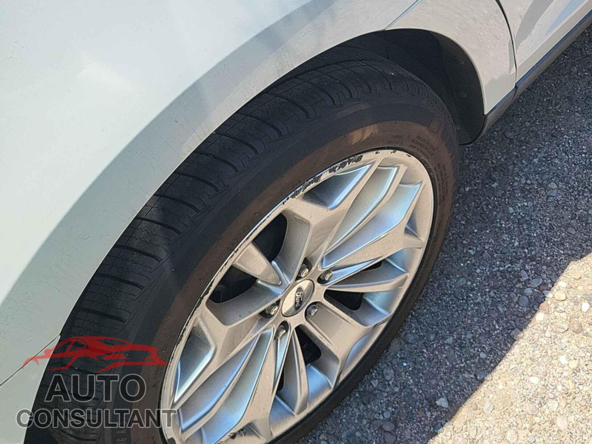 FORD TAURUS 2016 - 1FAHP2F83GG143619