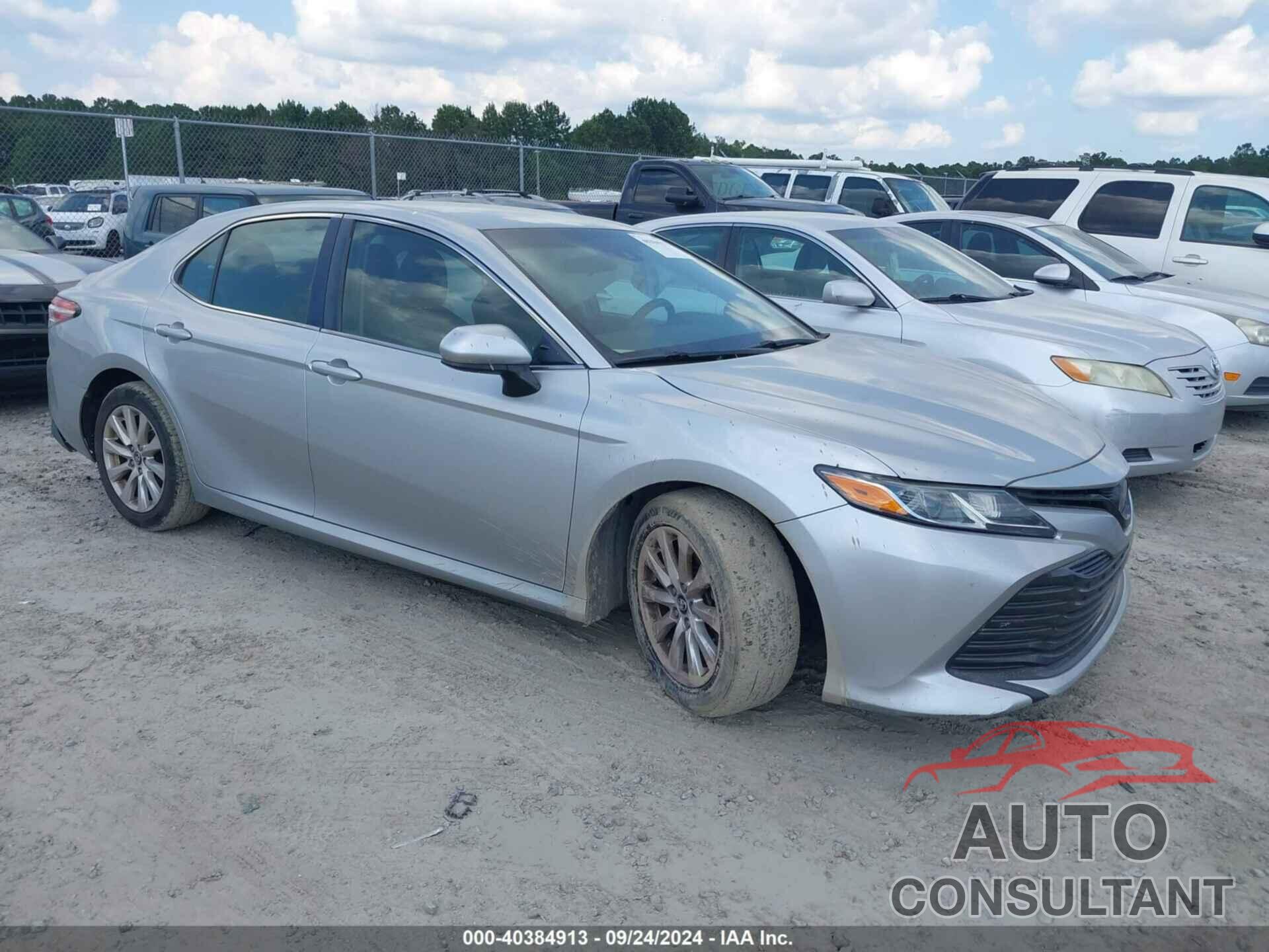 TOYOTA CAMRY 2018 - 4T1B11HK5JU003712