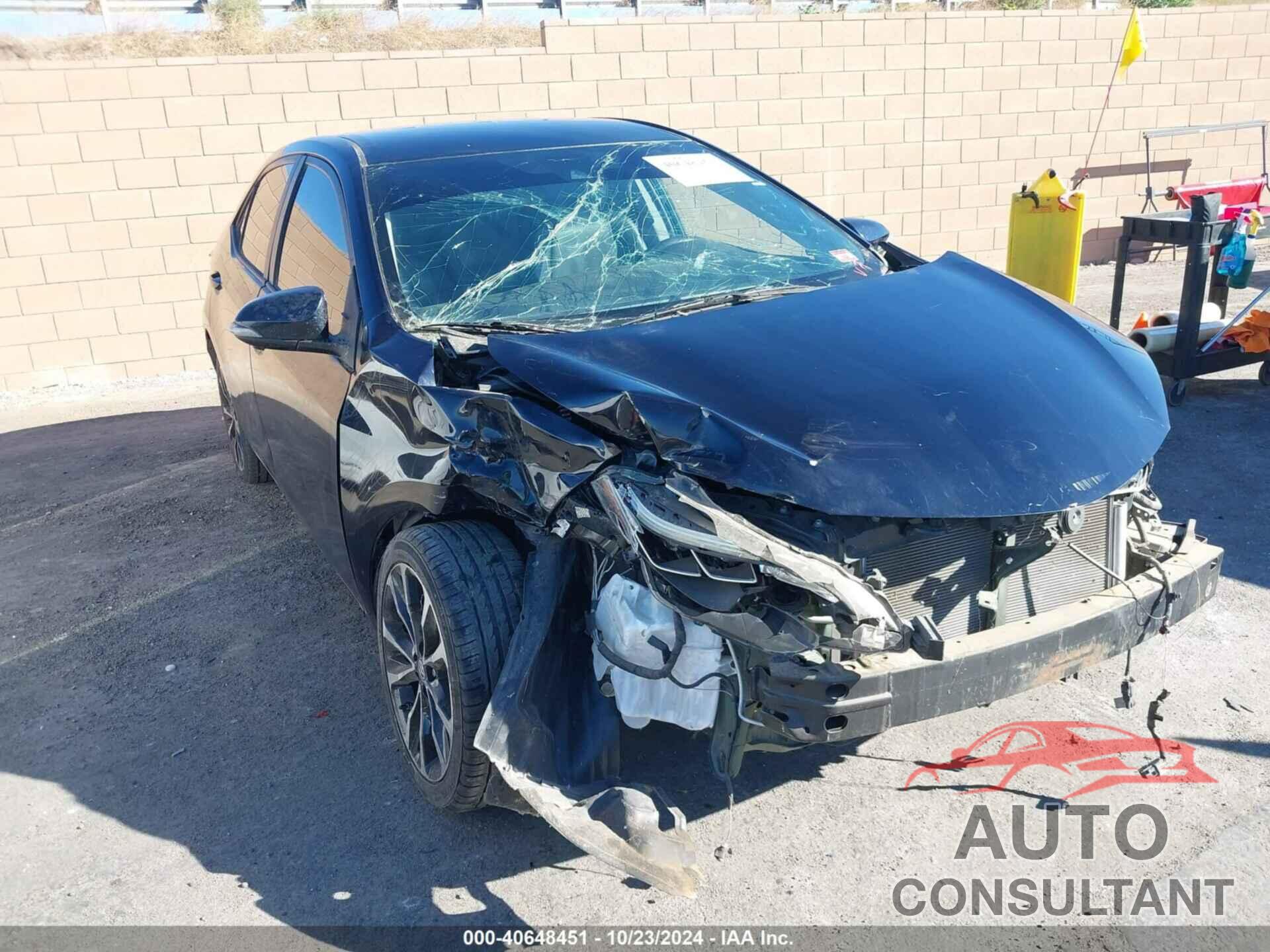 TOYOTA COROLLA 2018 - 5YFBURHE2JP824252