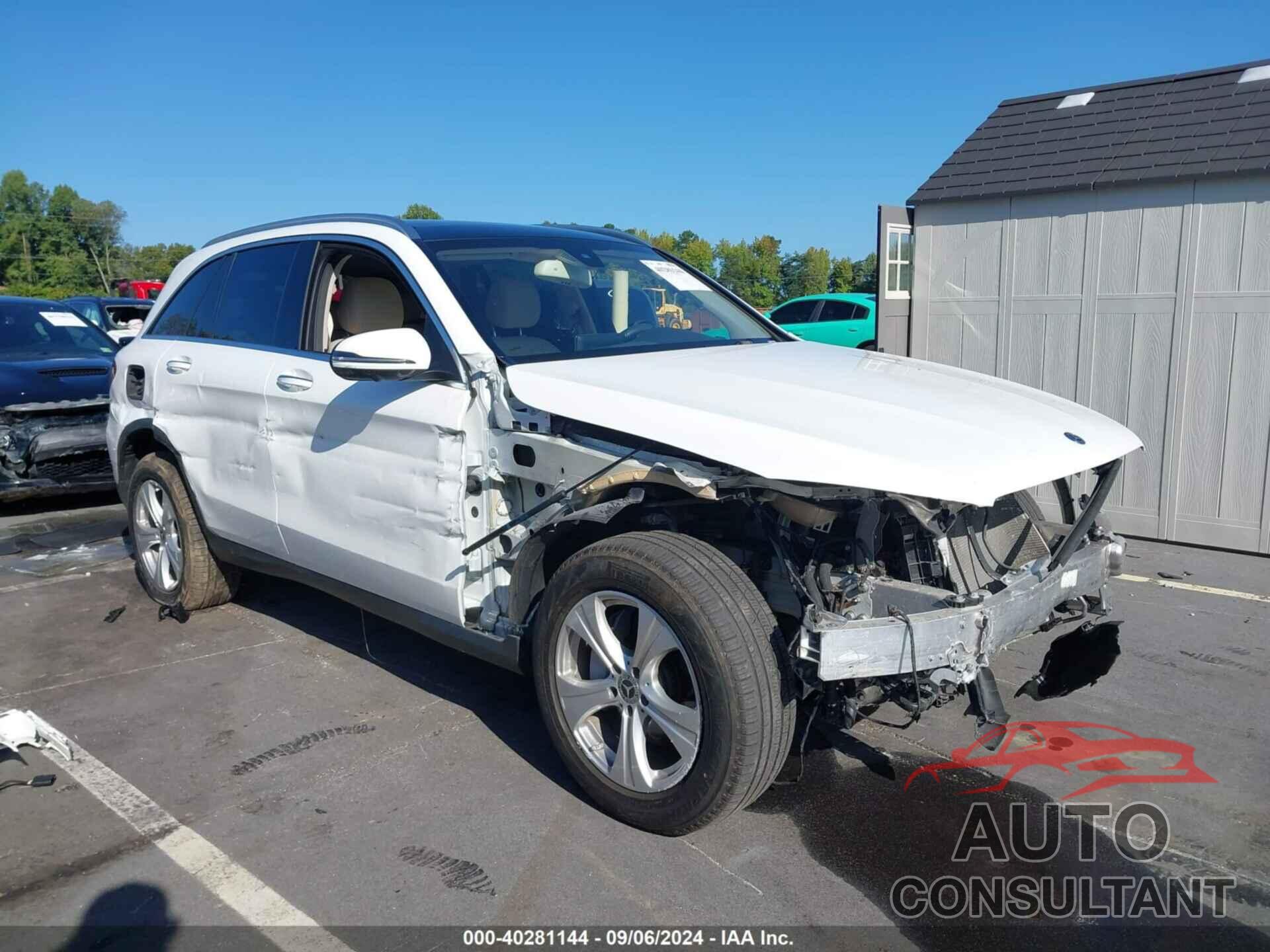MERCEDES-BENZ GLC 300 2018 - WDC0G4JB0JV076965