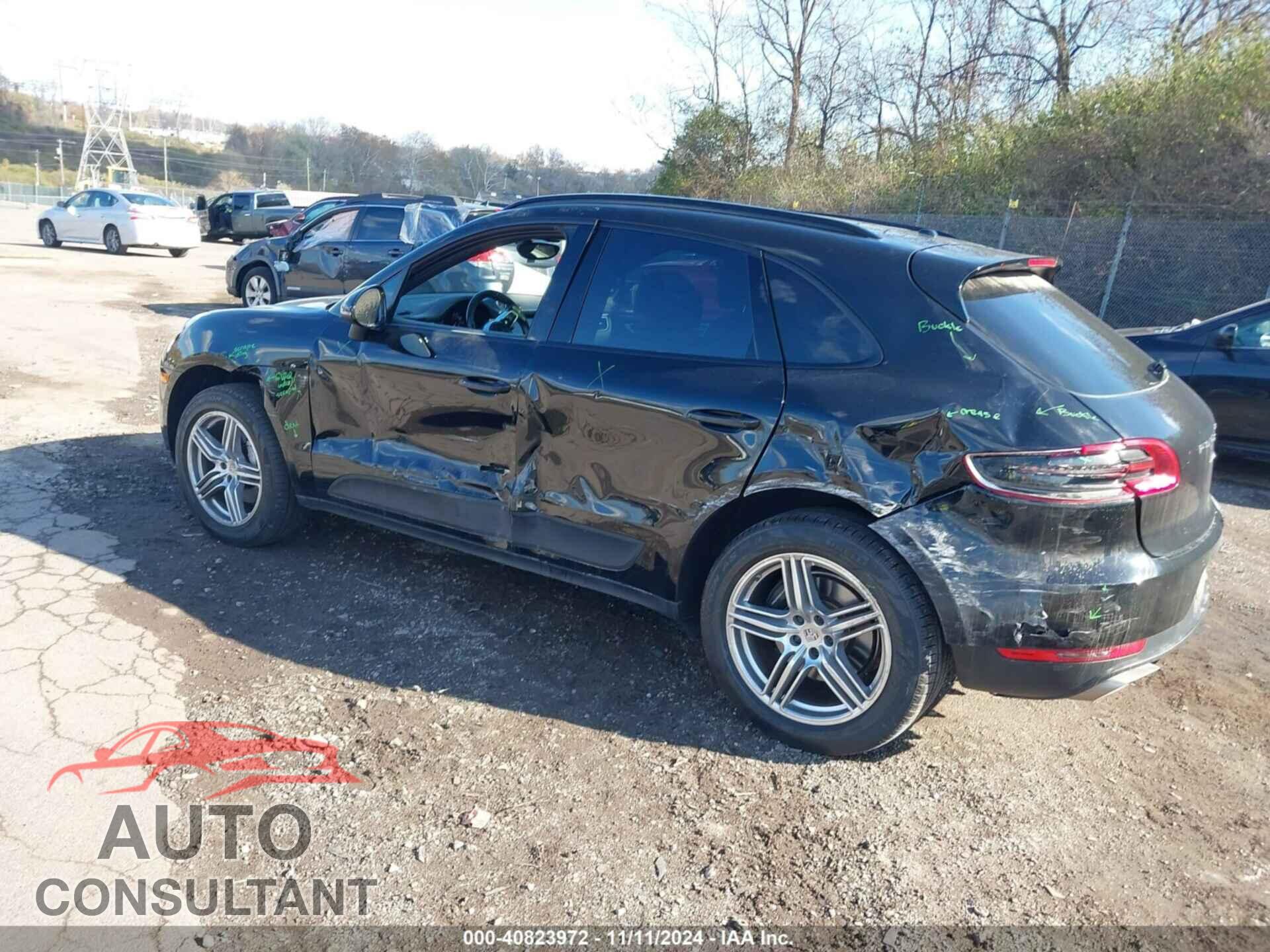 PORSCHE MACAN 2017 - WP1AA2A55HLB01566