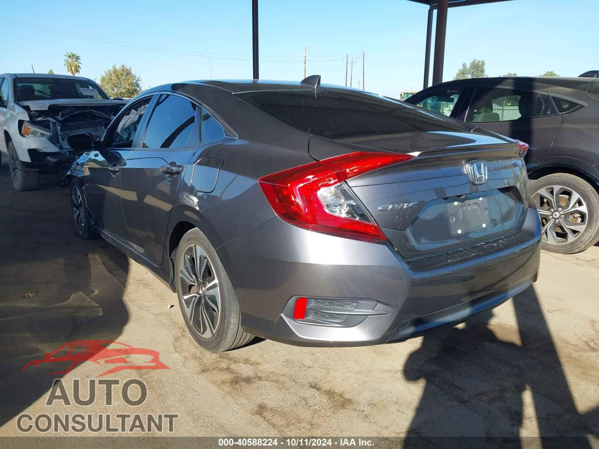 HONDA CIVIC 2018 - JHMFC1F31JX044220