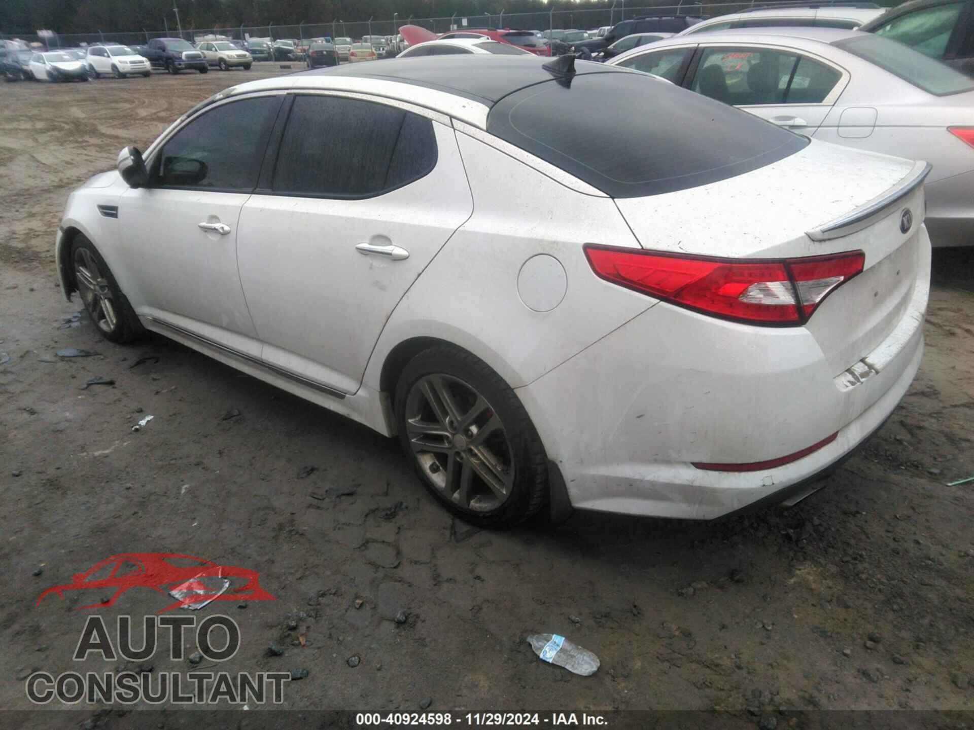 KIA OPTIMA 2013 - 5XXGR4A61DG177403