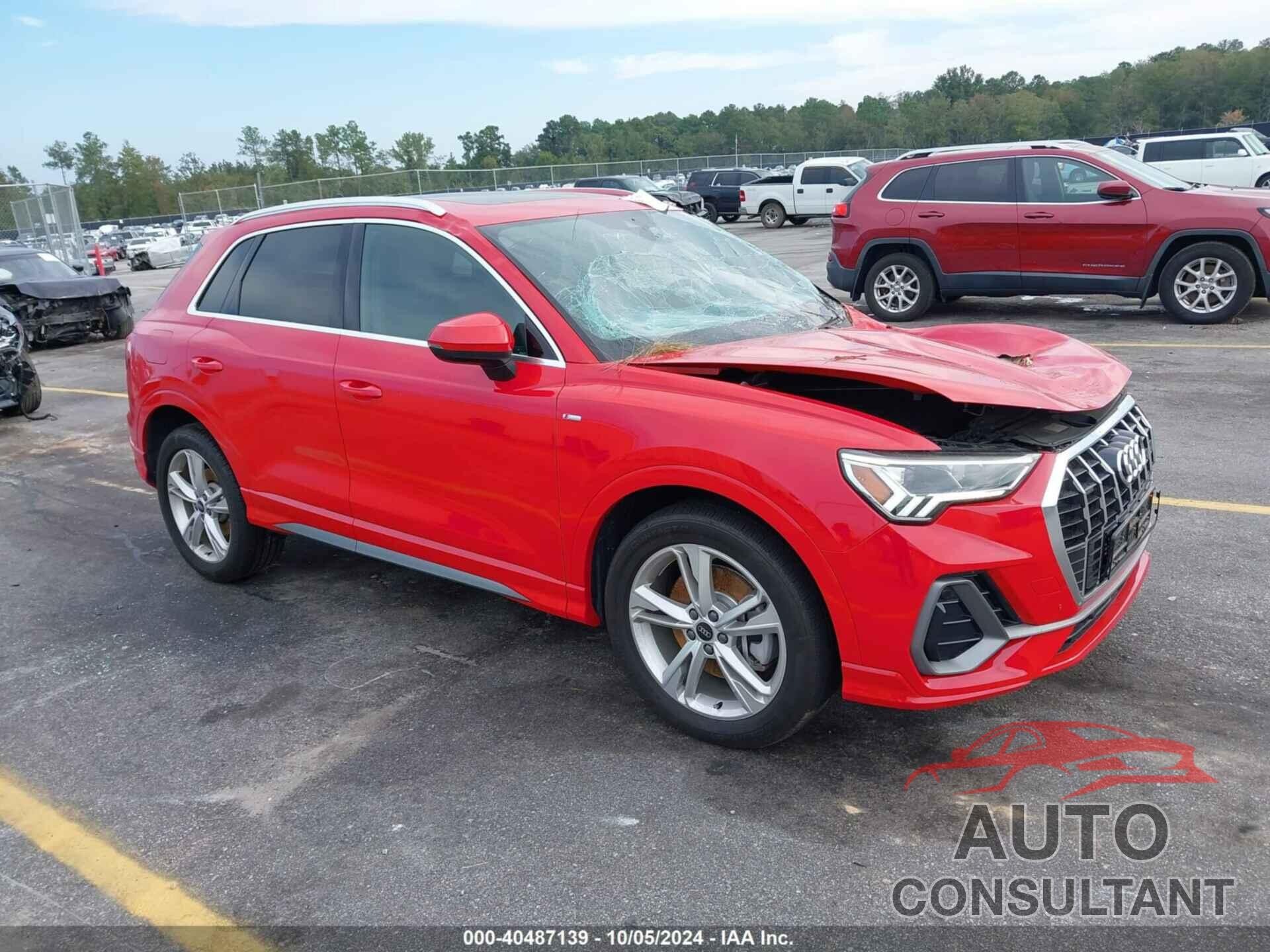 AUDI Q3 2022 - WA1EECF3XN1150171