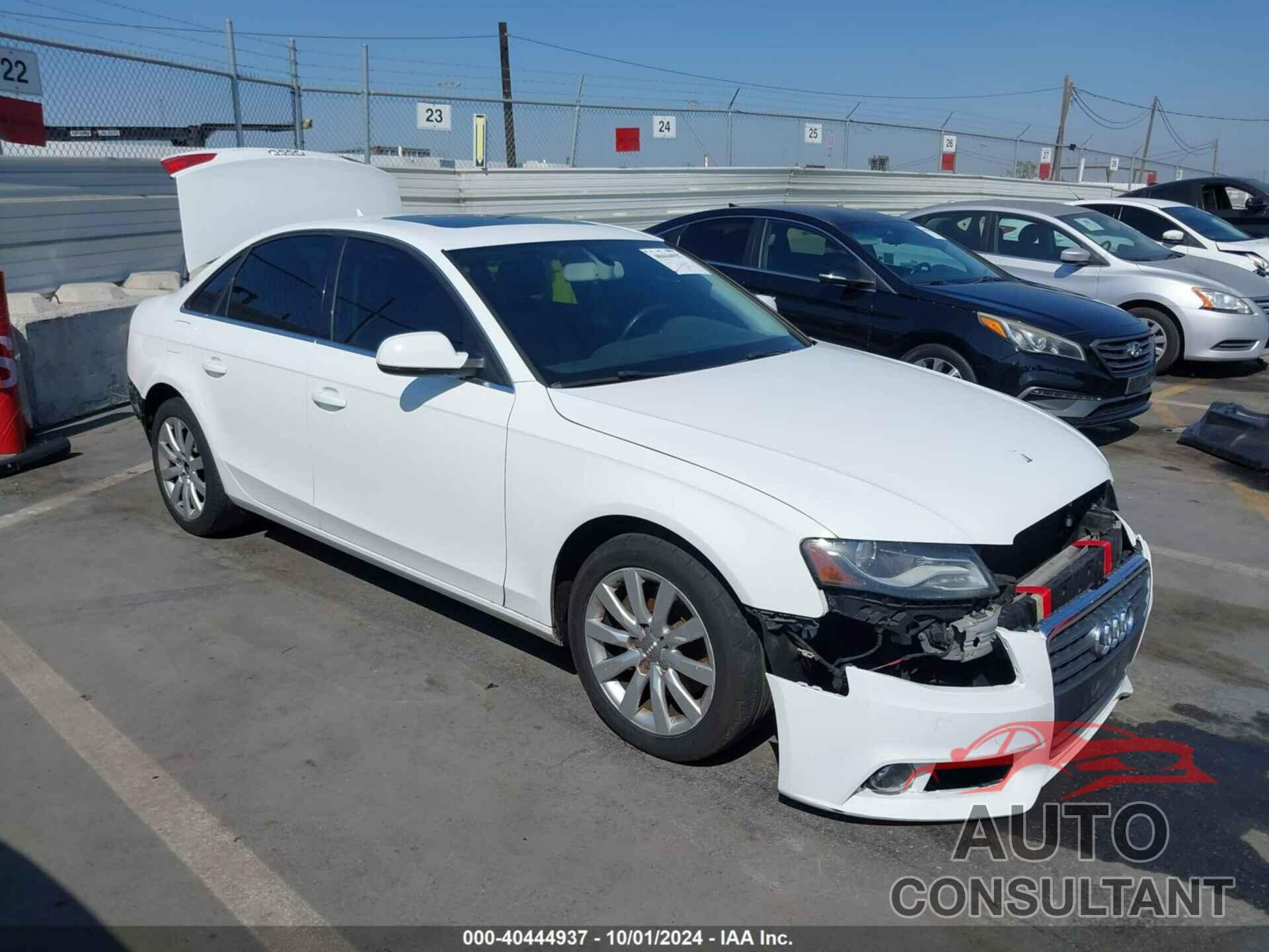 AUDI A4 2012 - WAUAFAFL2CN004596