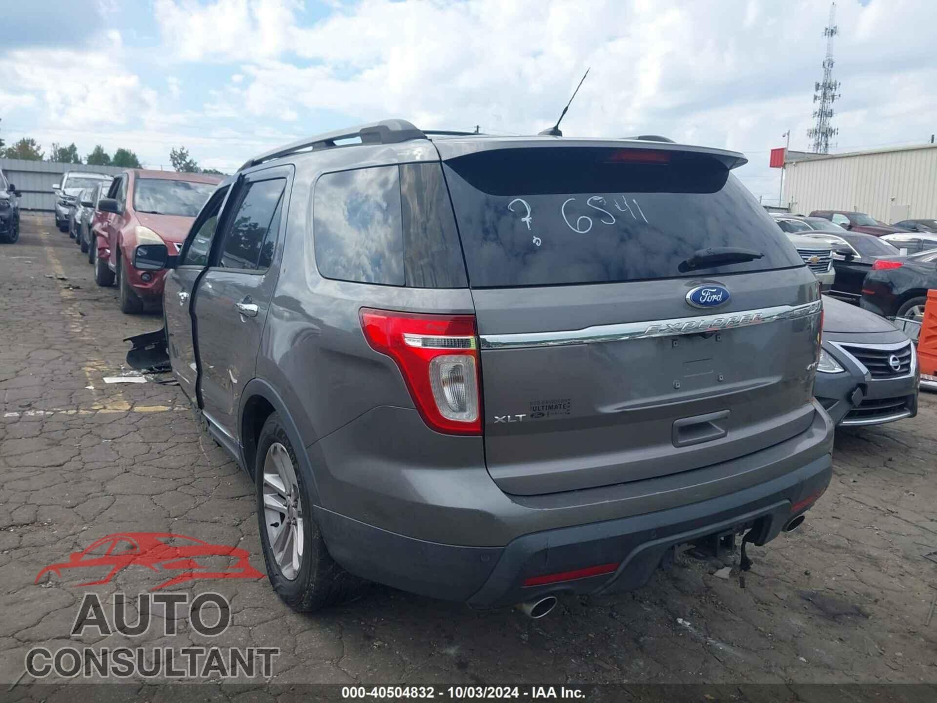 FORD EXPLORER 2011 - 1FMHK8D84BGA33651