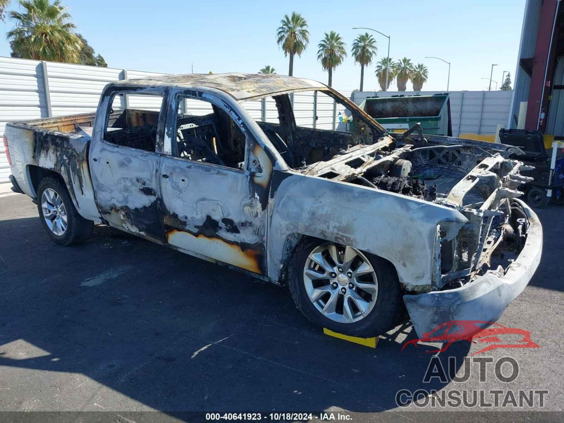 CHEVROLET SILVERADO 1500 2018 - 3GCPCPEC8JG158200