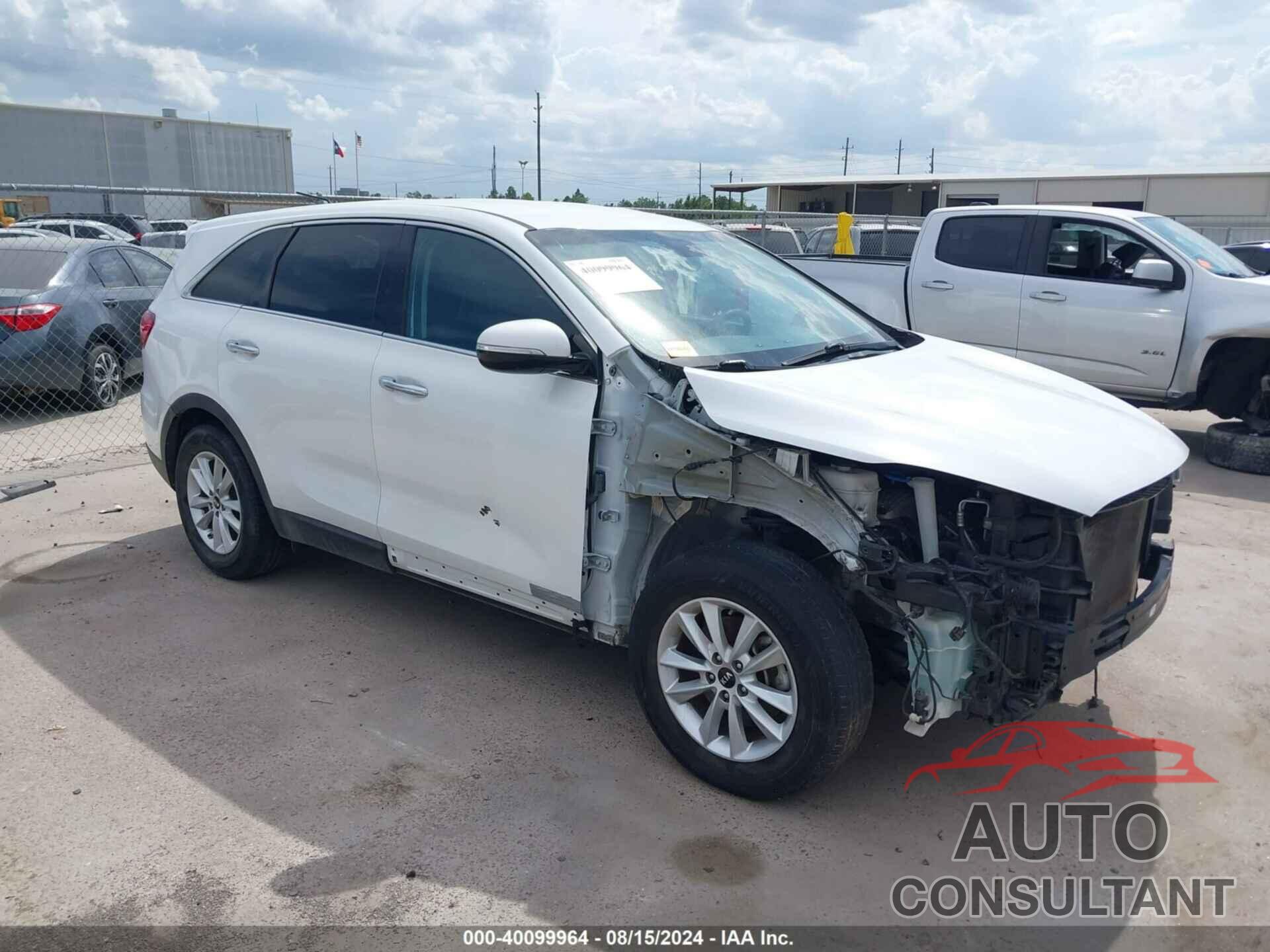 KIA SORENTO 2019 - 5XYPG4A50KG468349