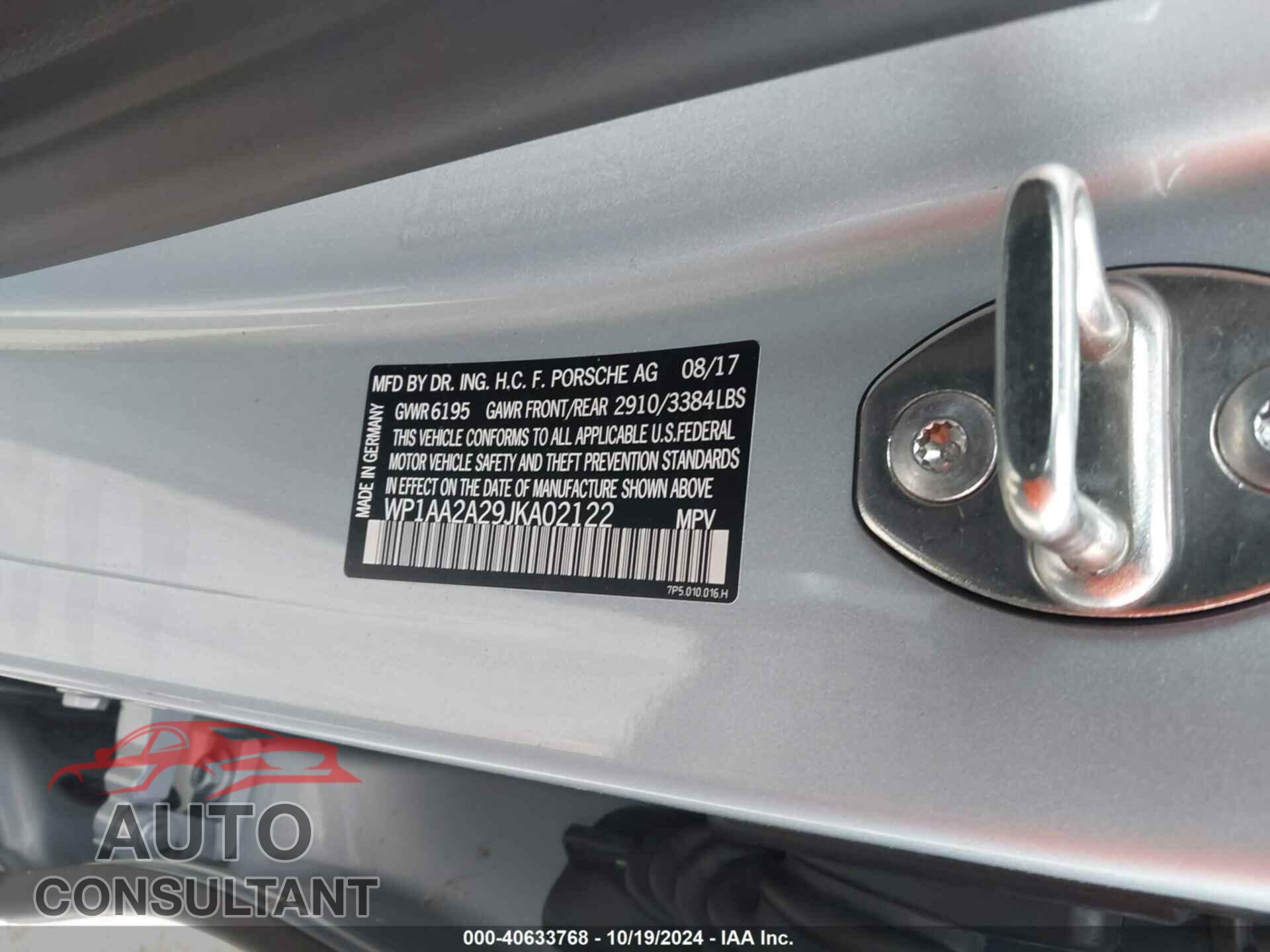 PORSCHE CAYENNE 2018 - WP1AA2A29JKA02122