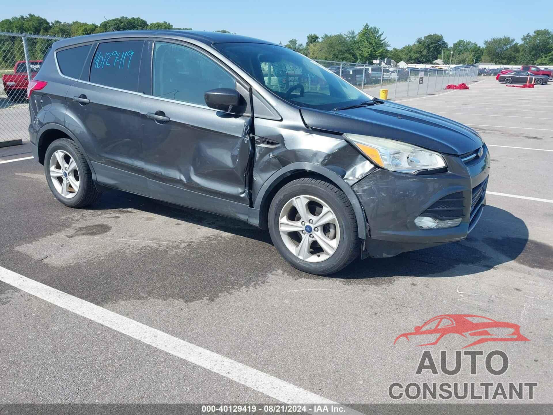 FORD ESCAPE 2016 - 1FMCU0G70GUB24854