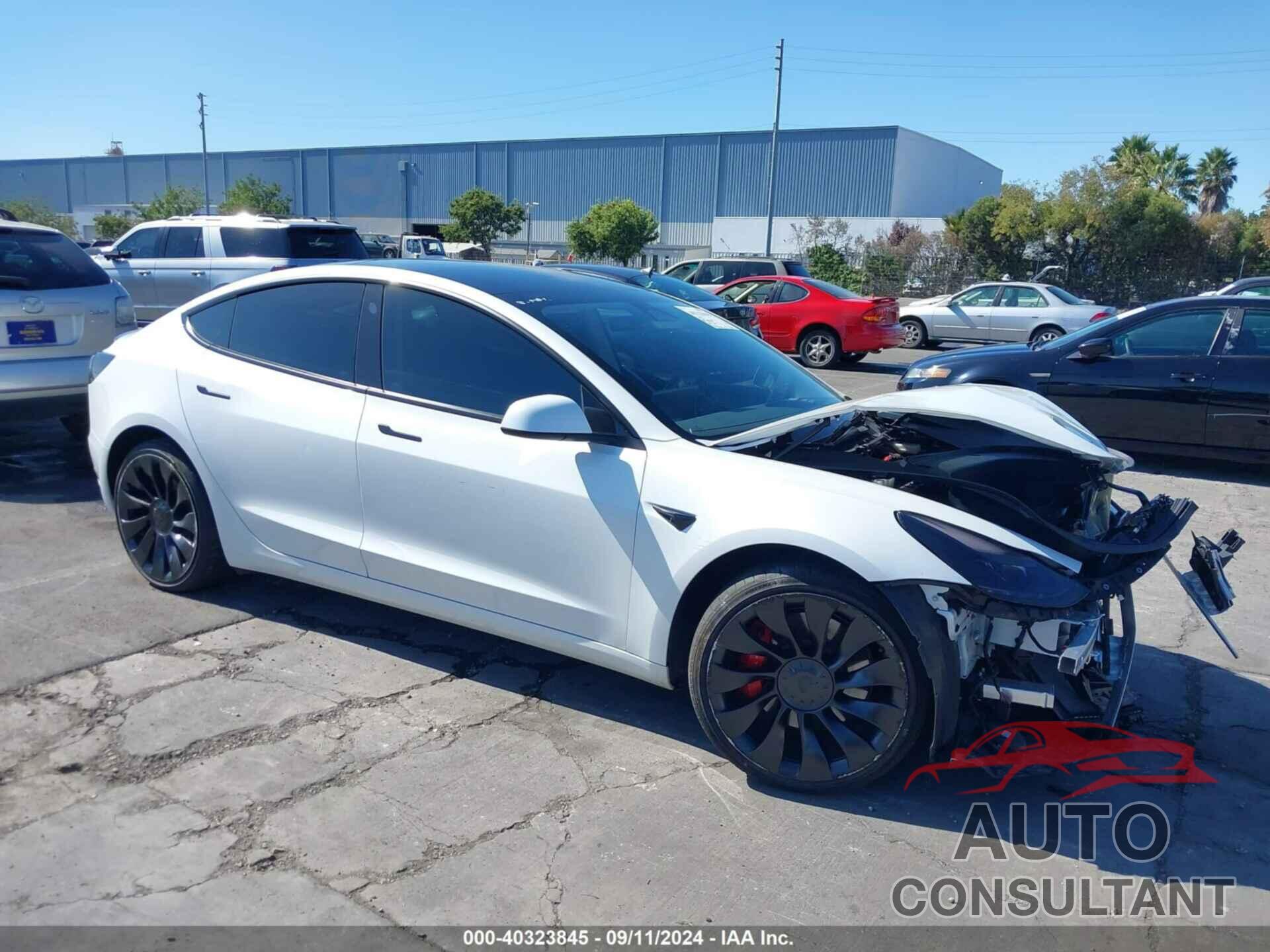 TESLA MODEL 3 2023 - 5YJ3E1ECXPF420772