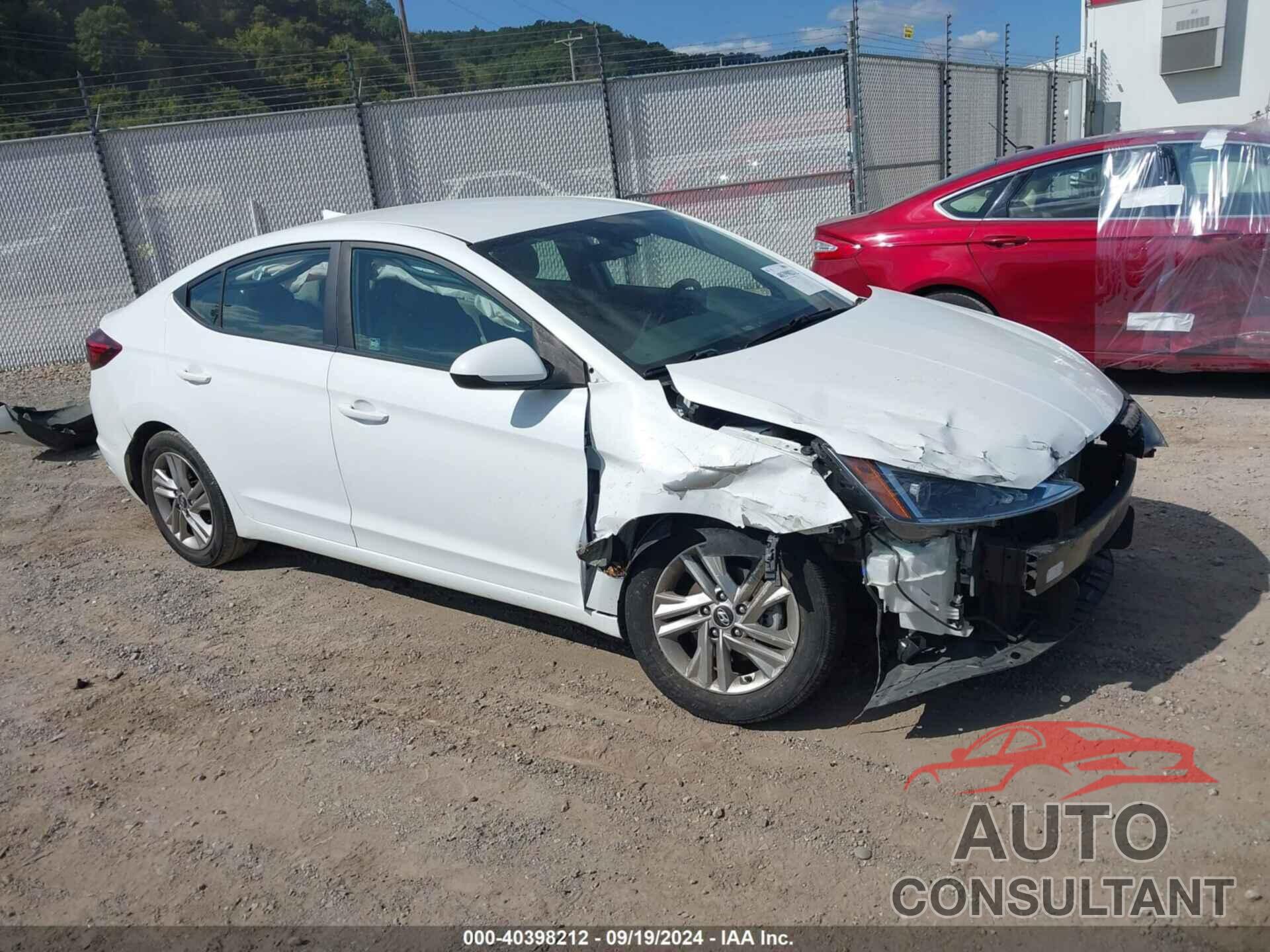 HYUNDAI ELANTRA 2019 - 5NPD84LF3KH419290