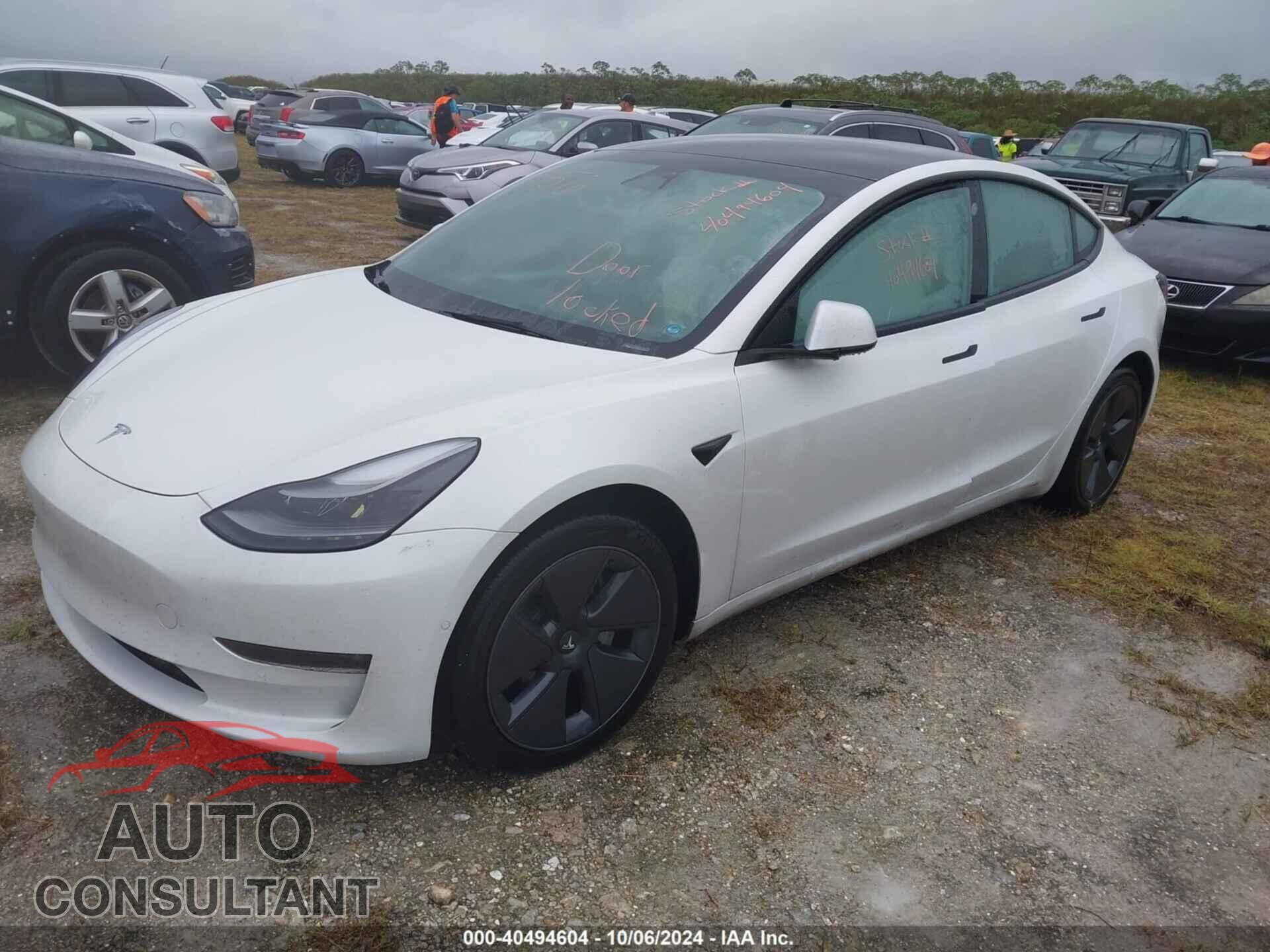 TESLA MODEL 3 2022 - 5YJ3E1EBXNF267363