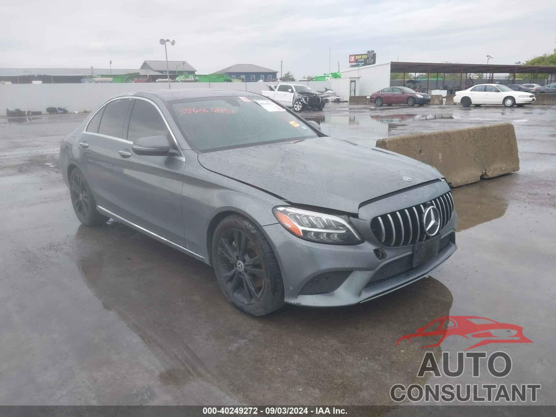 MERCEDES-BENZ C 300 2019 - 55SWF8DB2KU295561