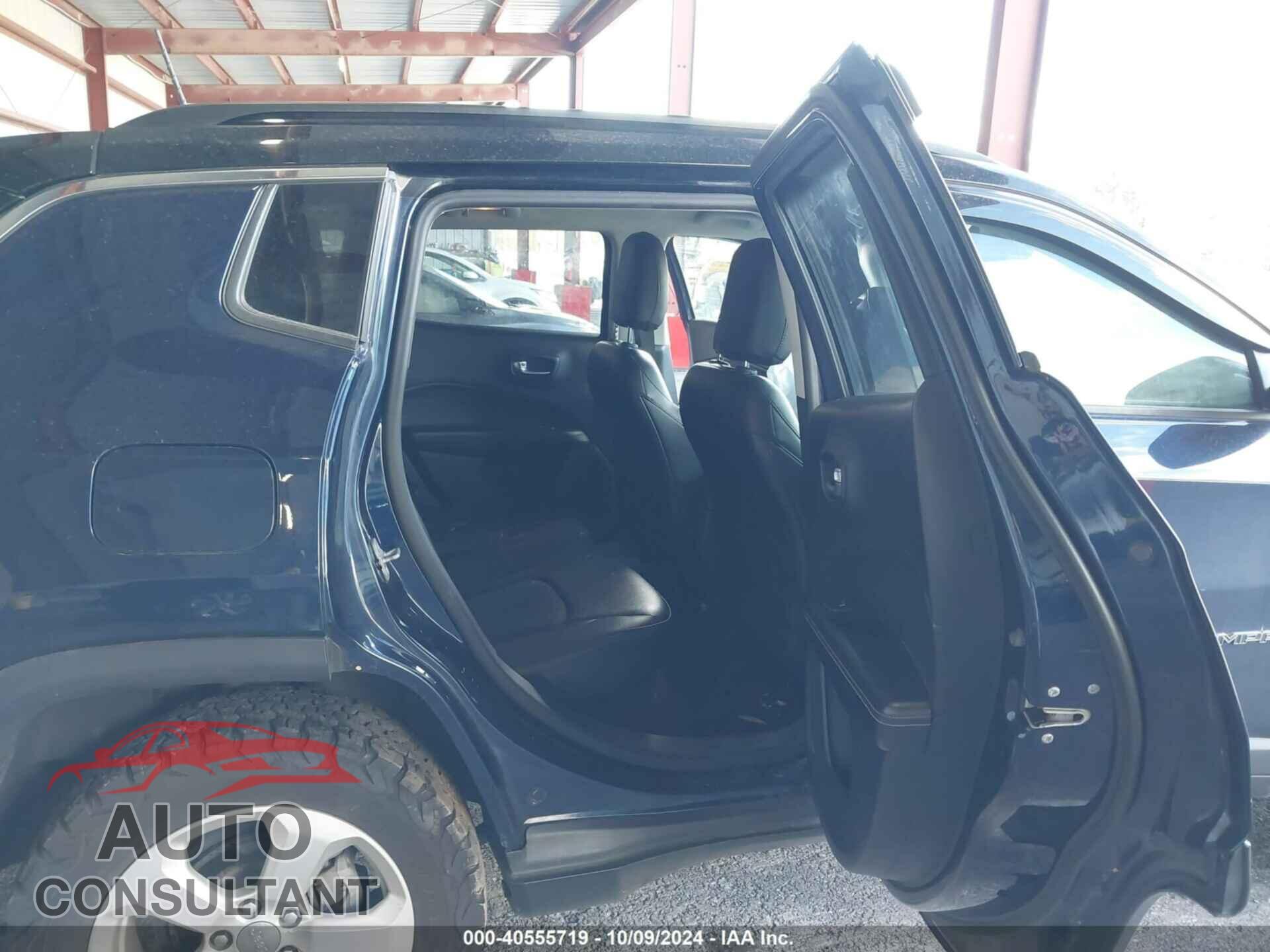 JEEP COMPASS 2018 - 3C4NJDBB2JT202514